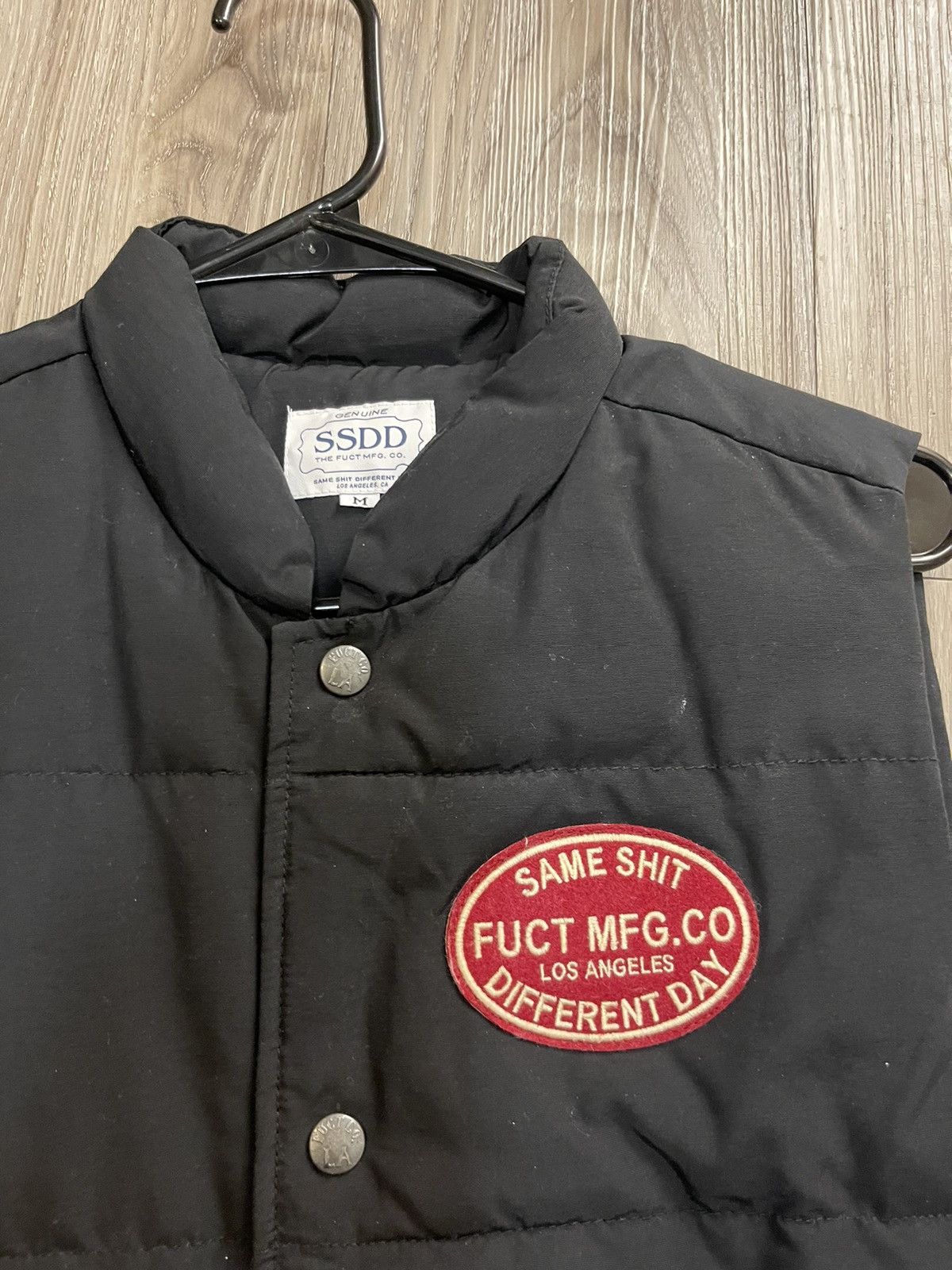 FUCT × SSDD FUCT SSDD “Same Shit Different Day” Puffer Vest Size US M / EU 48-50 / 2 - 2 Thumbnail