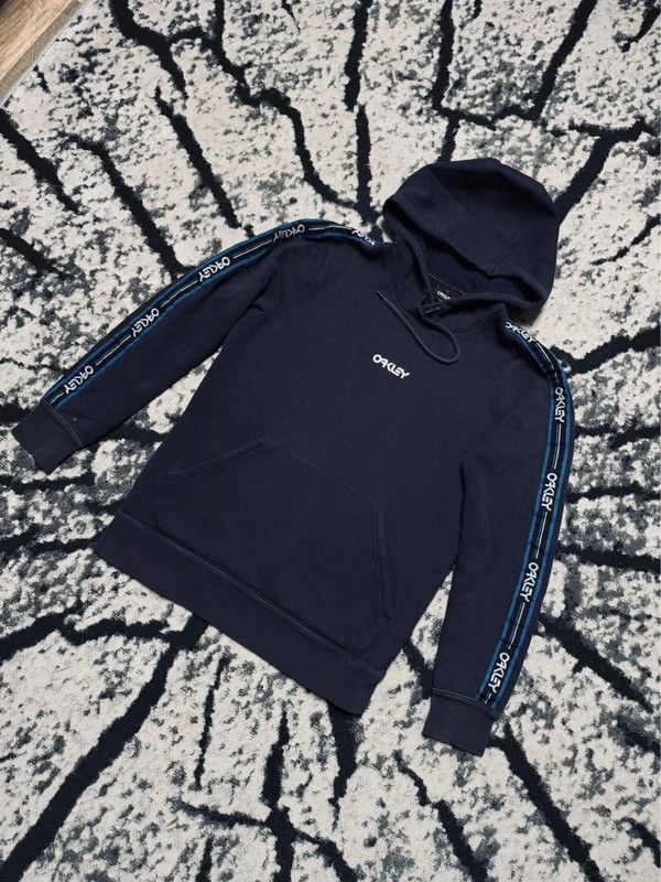 Oakley Vintage Oakley Logo Navy Blue Hoodie S Size US S / EU 44-46 / 1 - 2 Thumbnail