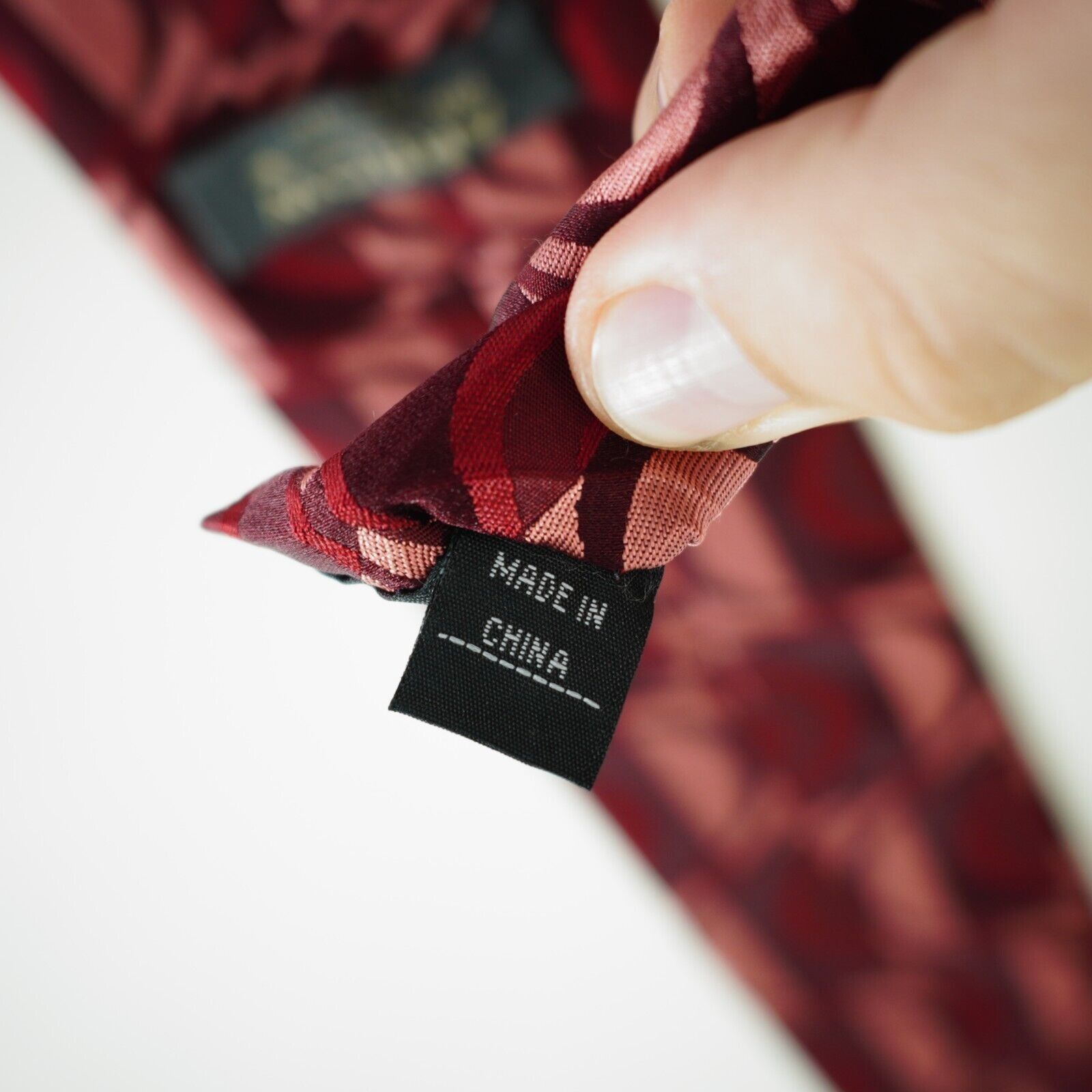 Arrow Arrow Red Abstract Geometric Woven Silk Tie Size ONE SIZE - 4 Thumbnail