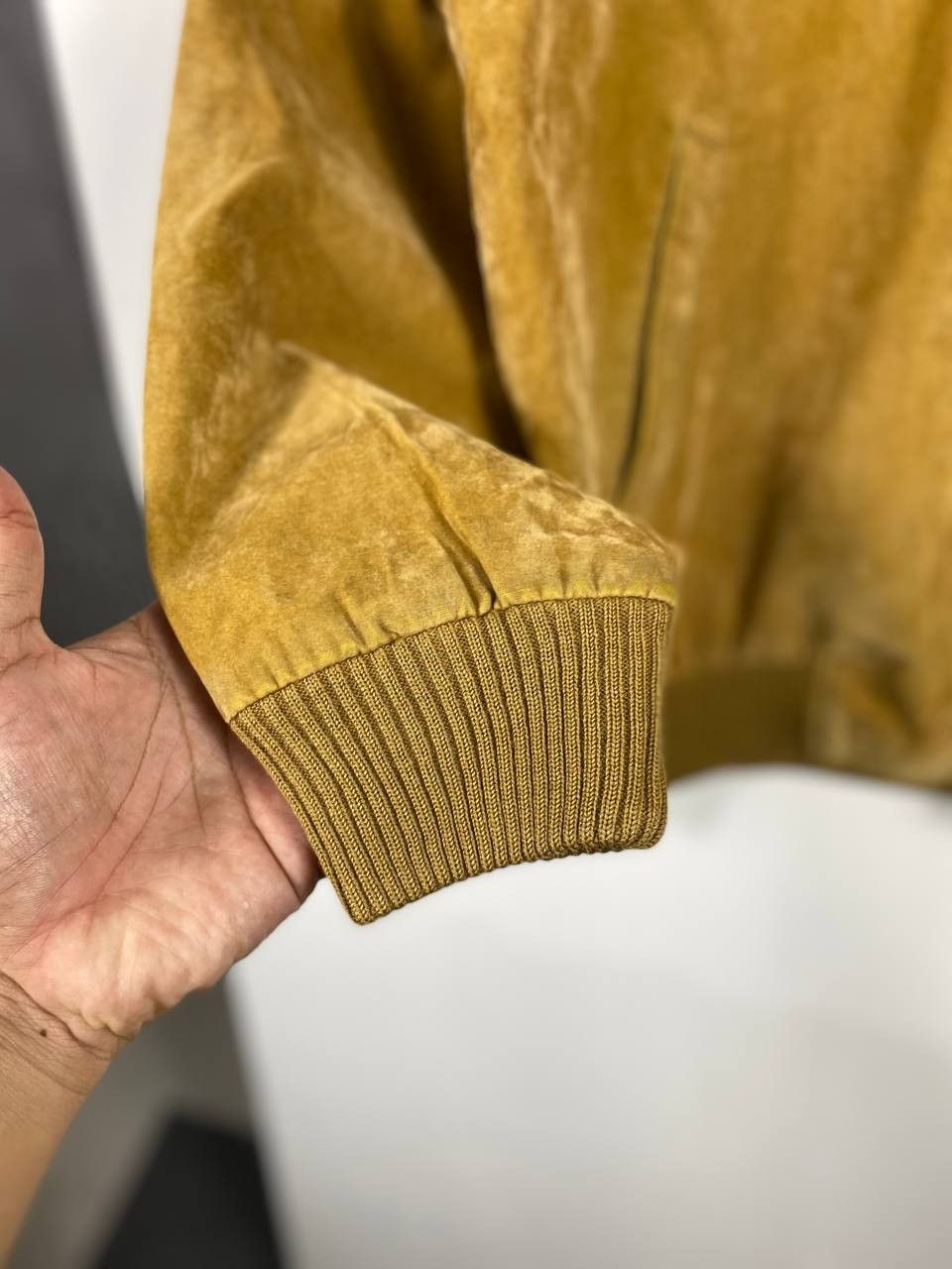 Japanese Brand vintage japanese brand velvet jacket nice design Size US L / EU 52-54 / 3 - 4 Thumbnail