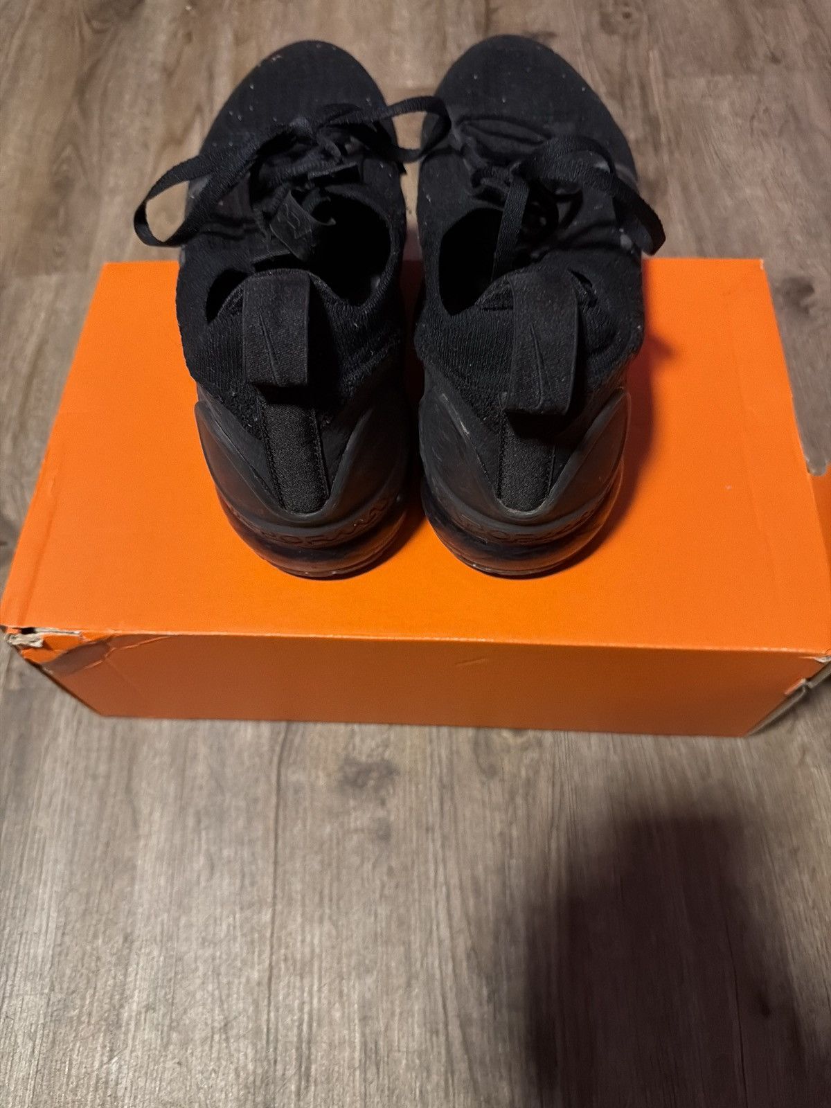 Nike Air Vapormax 2021 Size US 9.5 / EU 42-43 - 4 Thumbnail