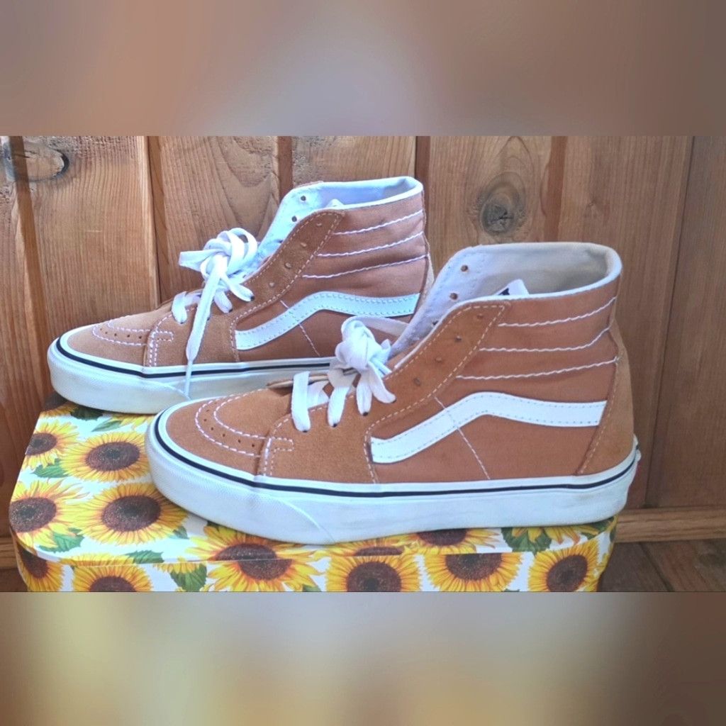 Vans Vans Tan and White High-Top Sneakers with Signature Stripe Size US 6 / IT 36 - 3 Thumbnail