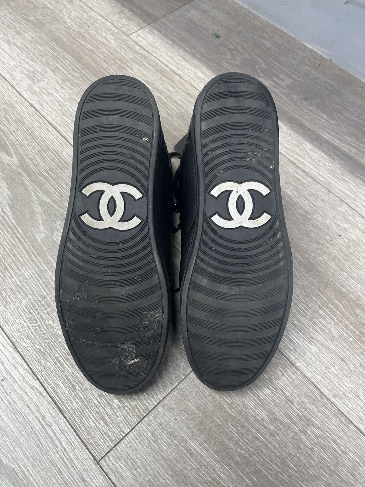 Chanel Chanel Black CC Zipper Leather High Top Sneaks Size US 8 / EU 41 - 4 Thumbnail