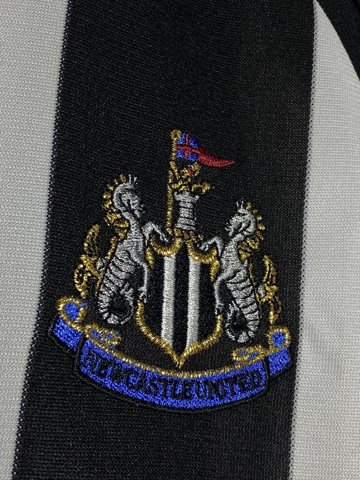 Adidas × Vintage Vintage Adidas Newcastle United Hype Y2k Blokecore Jersey Size US M / EU 48-50 / 2 - 7 Thumbnail