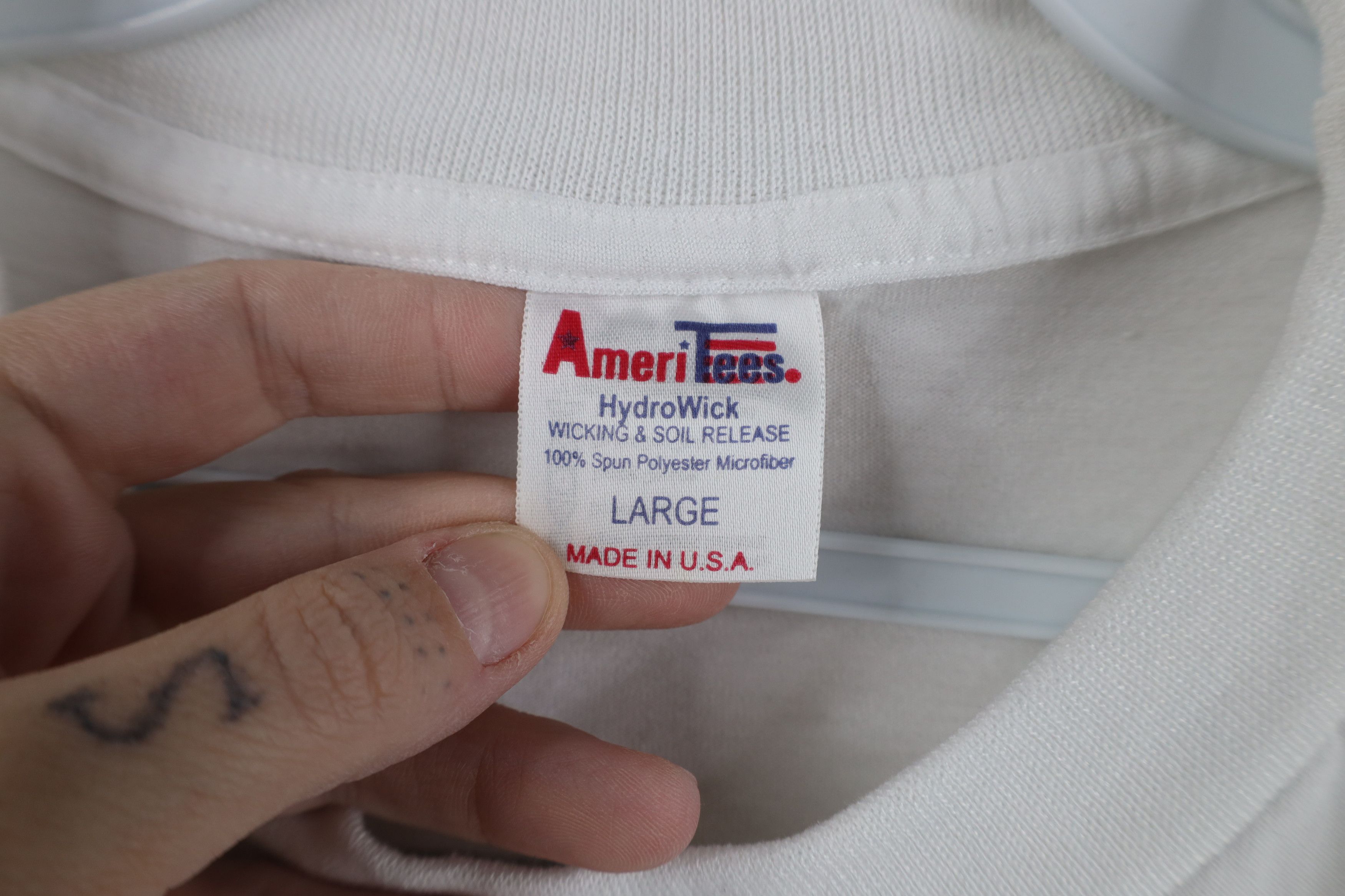 Vintage Vintage 90s Randall Made Knives Pocket T-Shirt White USA Size US L / EU 52-54 / 3 - 8 Thumbnail