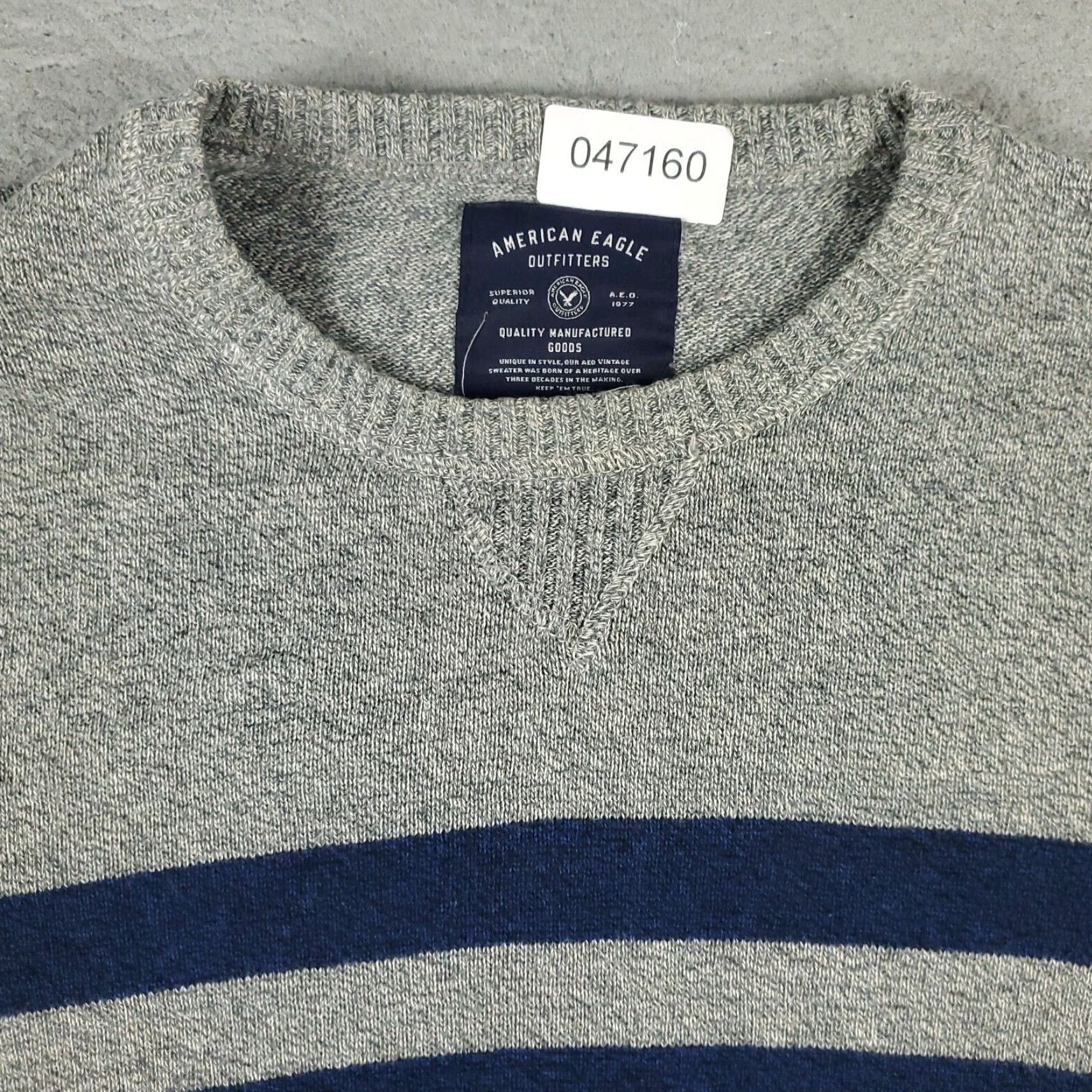 American Eagle Outfitters VINTAGE American Eagle Outfitters Sweater Mens Large Gray Pullover SweatshirtCrew Neck All Seasons Casual Warm Mens Size US L / EU 52-54 / 3 - 2 Thumbnail