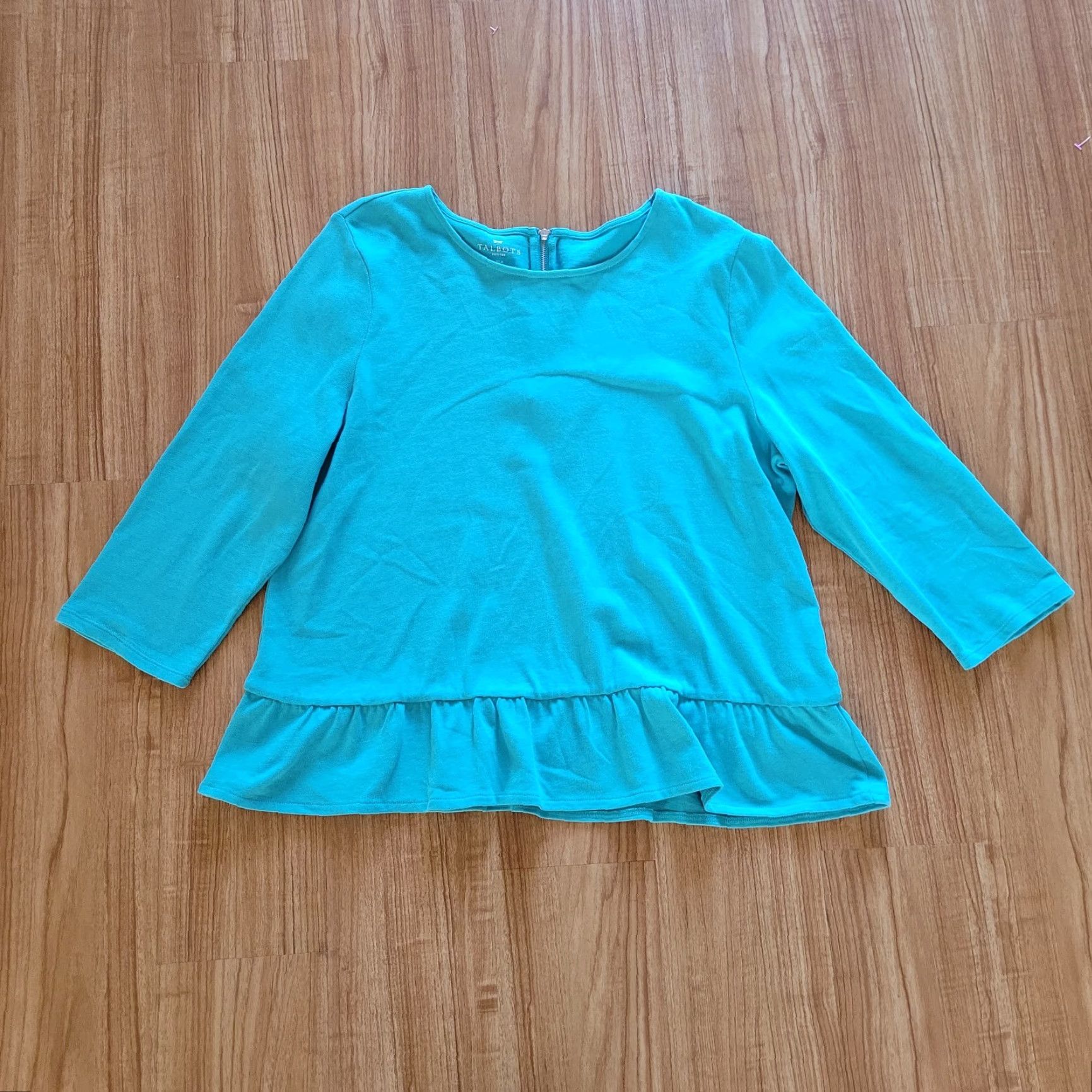 Talbots Talbots Blouse Shirt Womens XL Petite Blue Ruffle Hem 3/4 Sleeve Round Neck Zipper Back Office Basic Size XL / US 12-14 / IT 48-50 - 2 Thumbnail