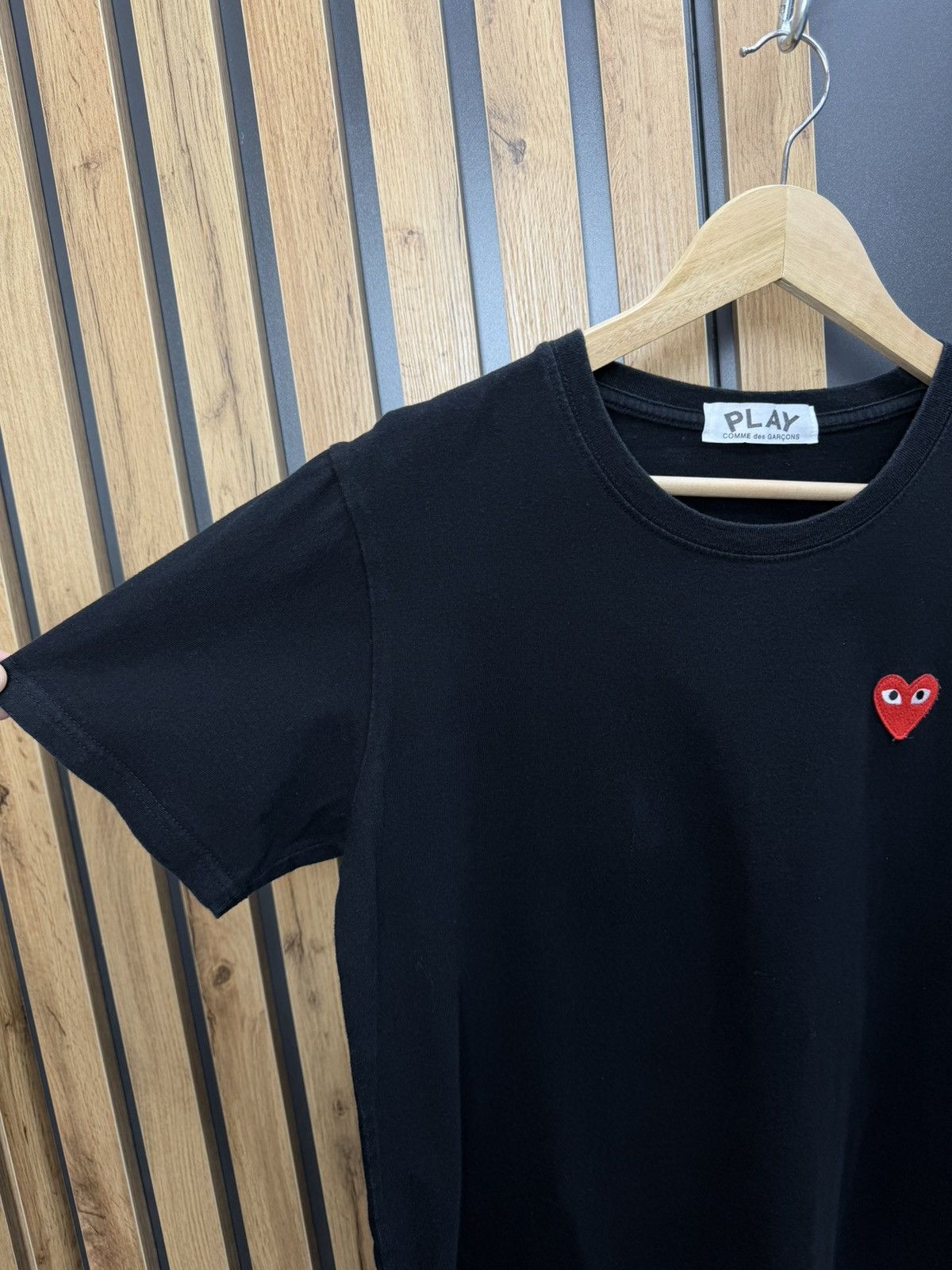 Comme des Garcons PLAY Comme Des Garcons Play Heart Logo T Shirt Black Size US S / EU 44-46 / 1 - 6 Thumbnail
