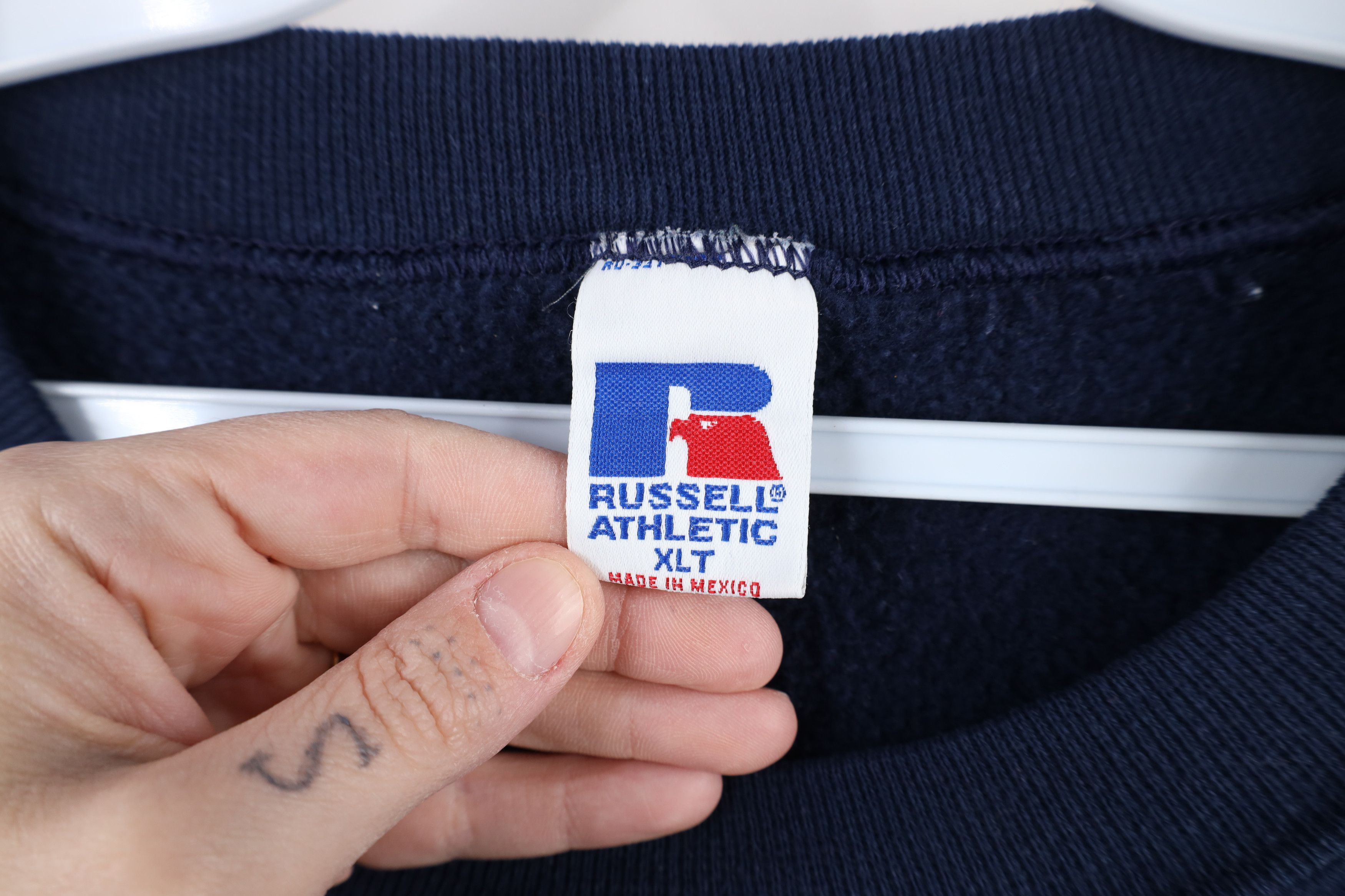 Russell Athletic × Vintage Vintage 90s Russell Athletic Blank Crewneck Sweatshirt Blue Size US XL / EU 56 / 4 - 9 Thumbnail