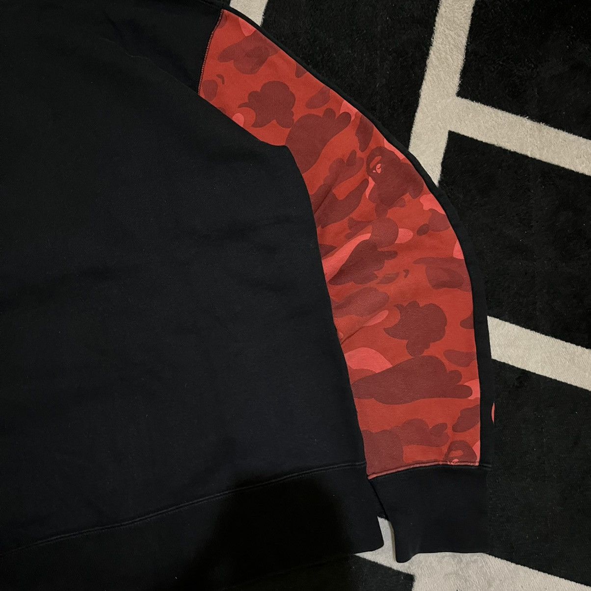 Bape NEED GONE🔥Bape 20th Anniversary Red Camo Shark Zip Up Hoodie Size US L / EU 52-54 / 3 - 16 Thumbnail