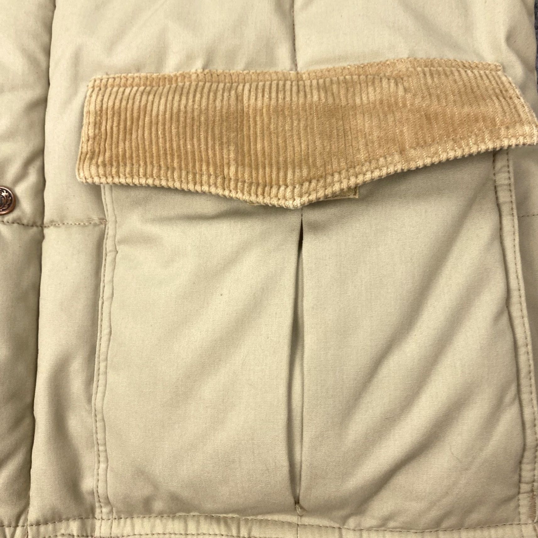 4SDESIGNS VINTAGE Down Designs Vest Mens M Reversible Corduroy Puffer Beige Tan Quilted Insulated with Pockets M Size US M / EU 48-50 / 2 - 2 Thumbnail