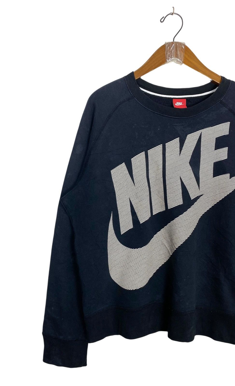 Nike Rare‼️ Nike Swoosh Sweatshirt Distressed Big Logo Size US M / EU 48-50 / 2 - 2 Thumbnail