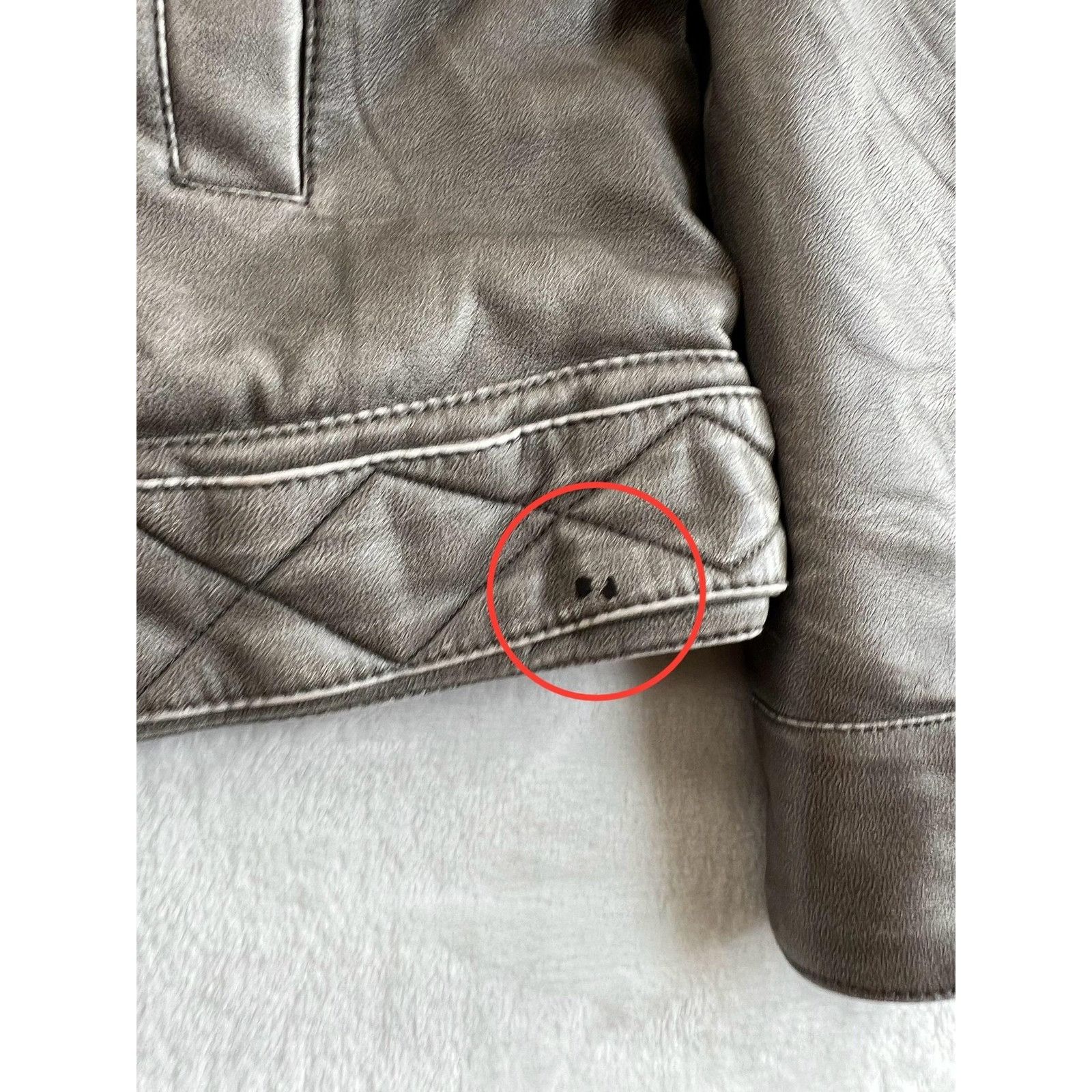 BKE BKE Buckle Outerwear Jacket Women's Medium Gray Faux Leather Size M / US 6-8 / IT 42-44 - 4 Thumbnail