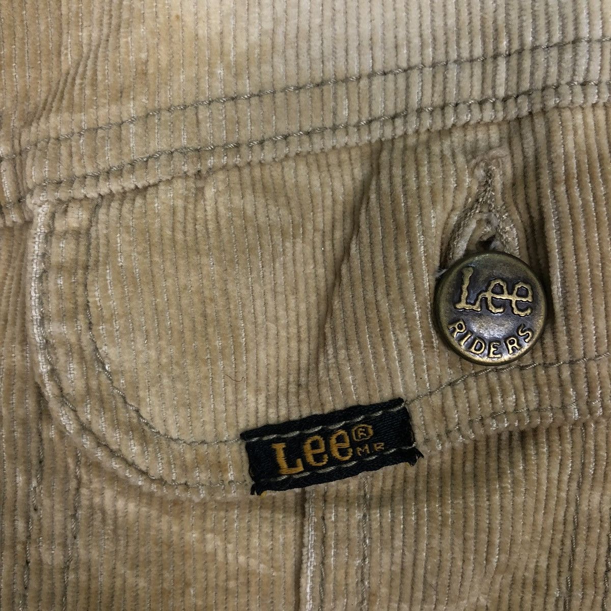 Lee × Vintage 🔥VINTAGE CROPPED BIKER JACKET LEE MULTI POCKET Size US M / EU 48-50 / 2 - 17 Thumbnail