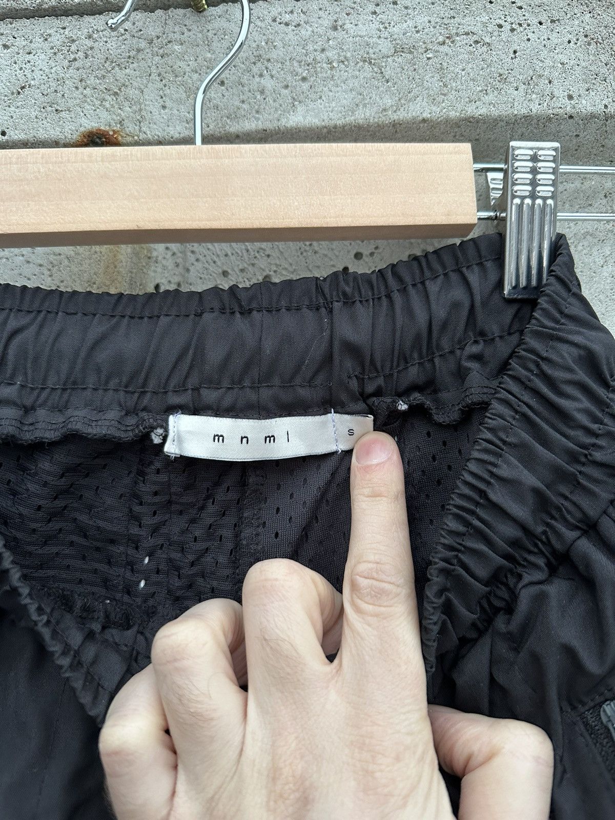 Japanese Brand Cargo pants with cuffs Mnml „Bungee Cord Pants”, size S Size US 30 / EU 46 - 8 Thumbnail