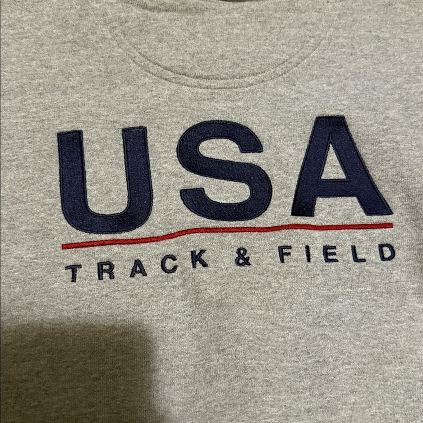 Nike Y2K Nike Team USA Track And Field Center Swoosh Crewneck Size US L / EU 52-54 / 3 - 5 Thumbnail