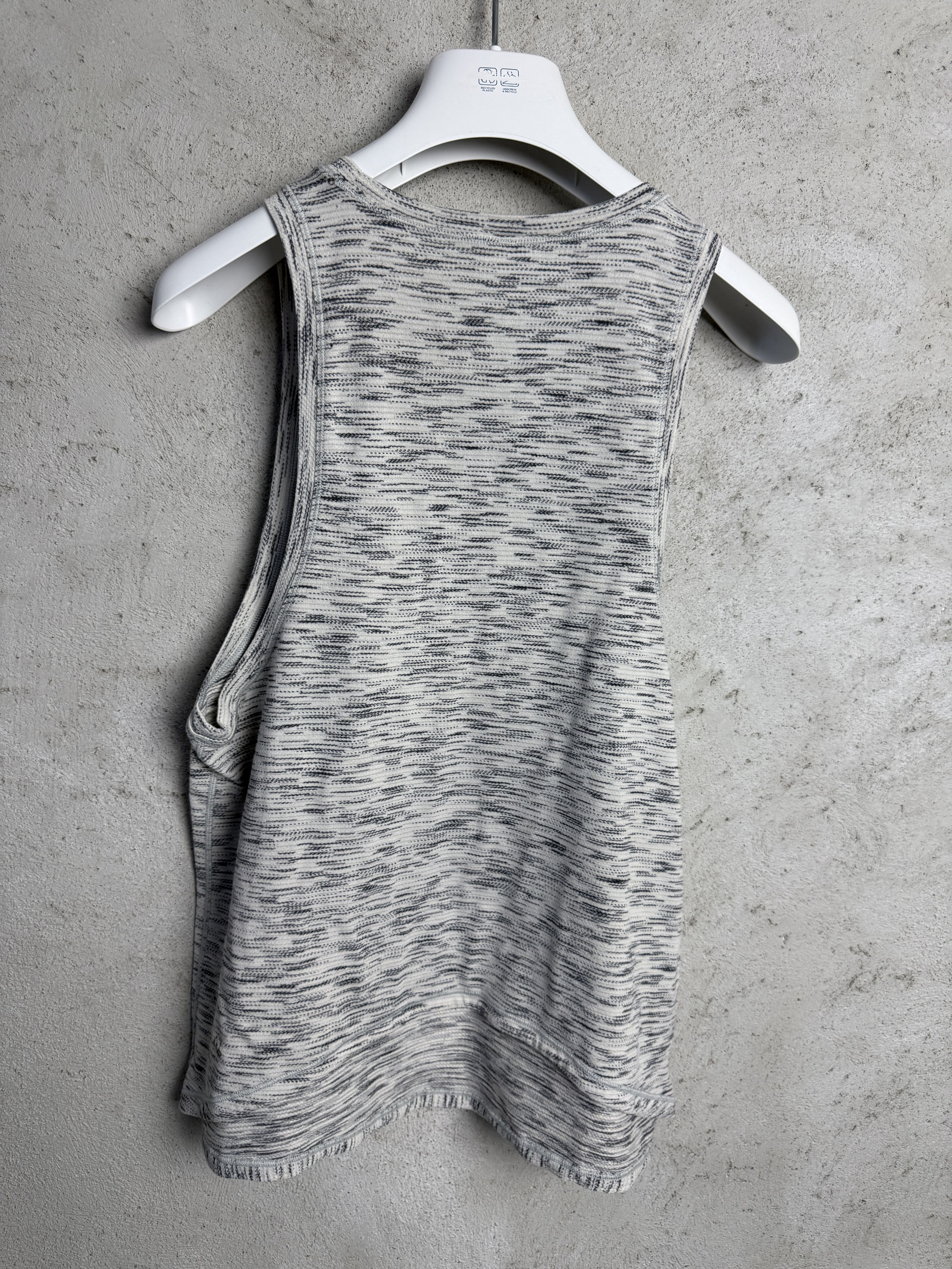 Lululemon Lululemon tank top t-shirt tee sport gym yoga pilates Size M / US 6-8 / IT 42-44 - 2 Thumbnail