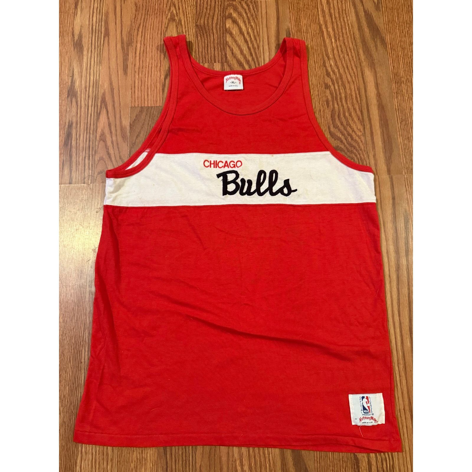 Nutmeg True Vintage Nutmeg Mills Chicago Bulls Tank top Size US XL / EU 56 / 4 - 1 Thumbnail