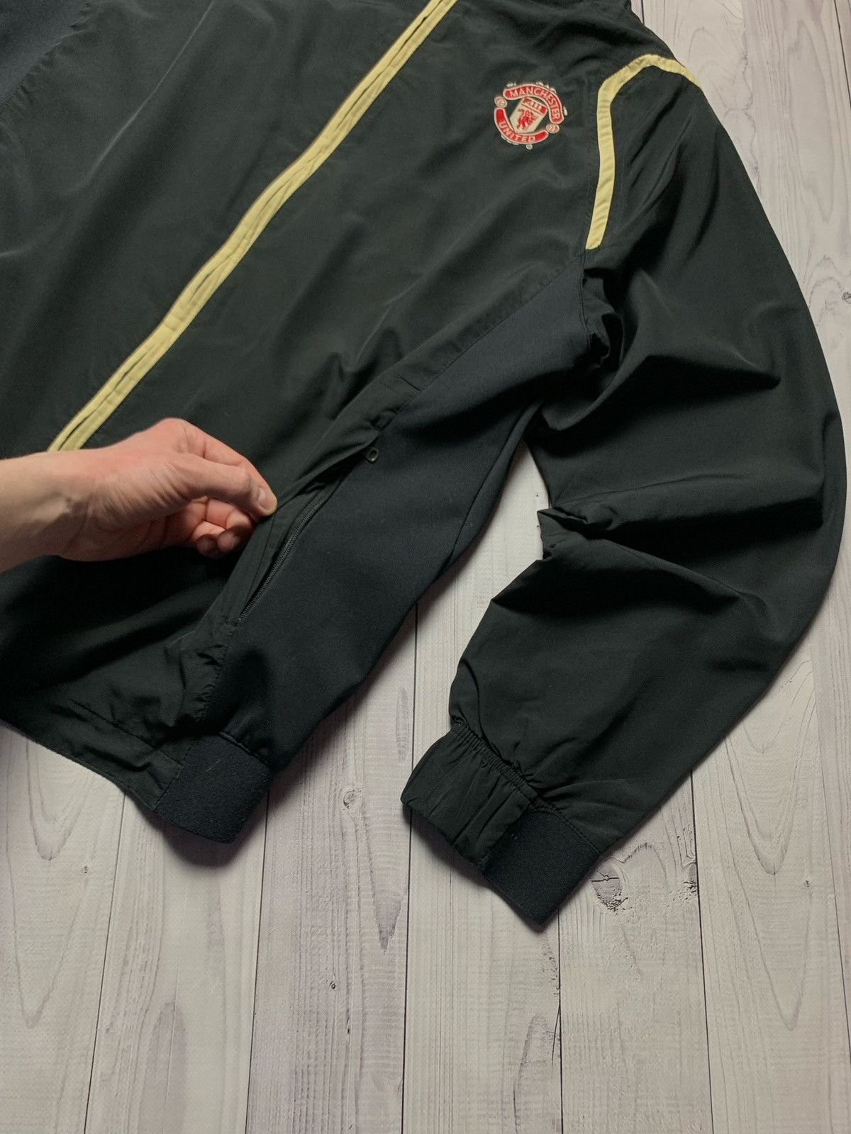 Nike × Vintage Manchester United Nike vintage track jacket Size L Size US L / EU 52-54 / 3 - 3 Thumbnail