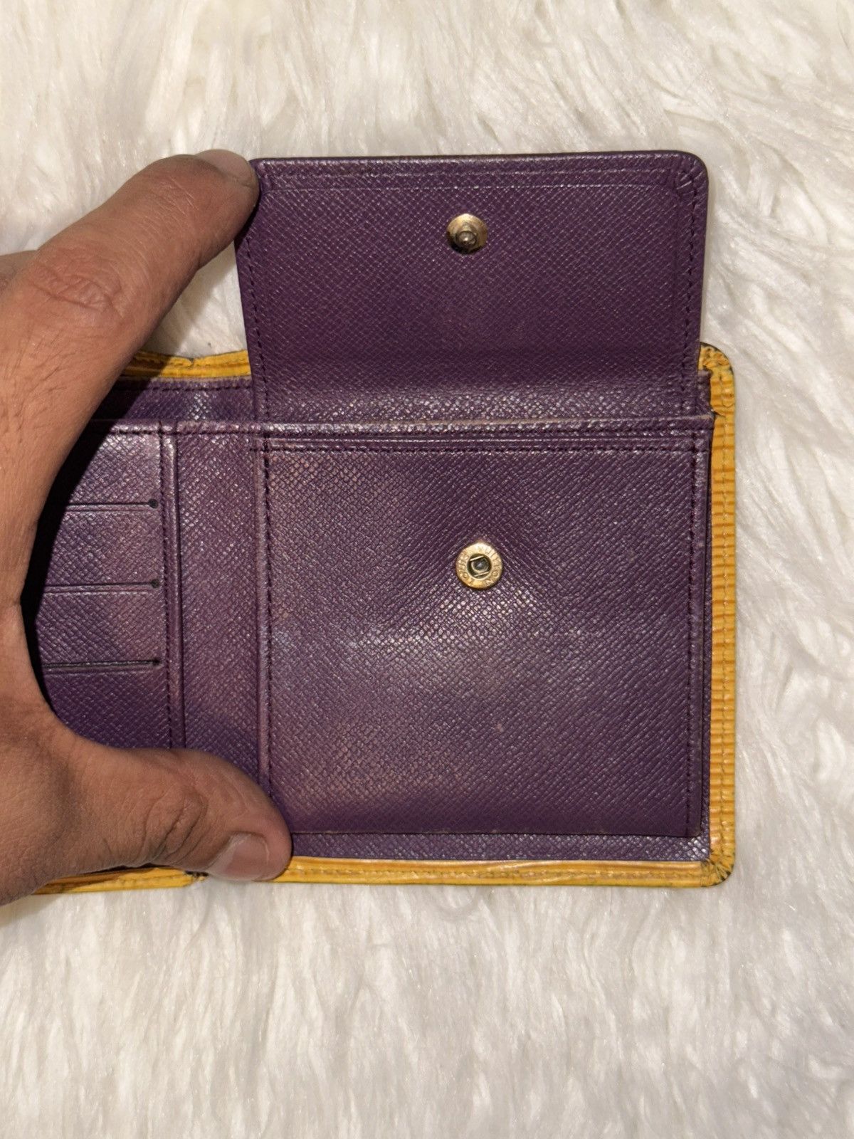 Louis Vuitton Louis Vuitton Yellow Epi Bifold Wallet Size ONE SIZE - 7 Thumbnail