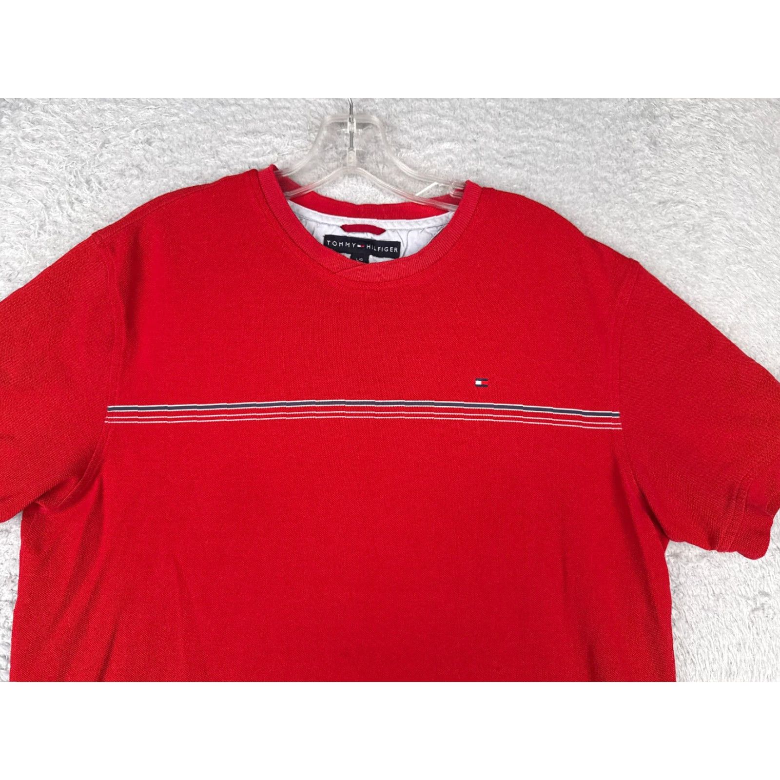 Tommy Hilfiger Tommy Hilfiger Shirt Adult Large Red Crew Neck Short Sleeve Cotton 100% Slim Logo Embroidered Mens Classic American 90s? Size US L / EU 52-54 / 3 - 4 Thumbnail