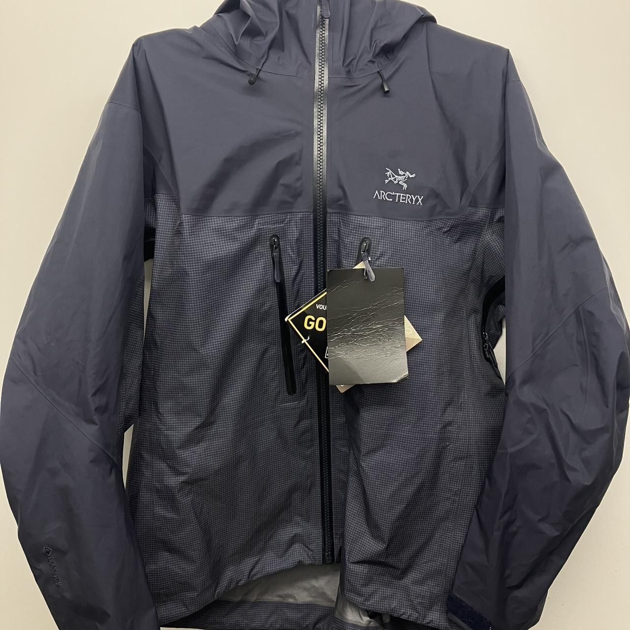Arc'teryx Arc'Teryx Women's Alpha Jacket - Black Sapphire Size L / US 10 / IT 46 - 1 Thumbnail