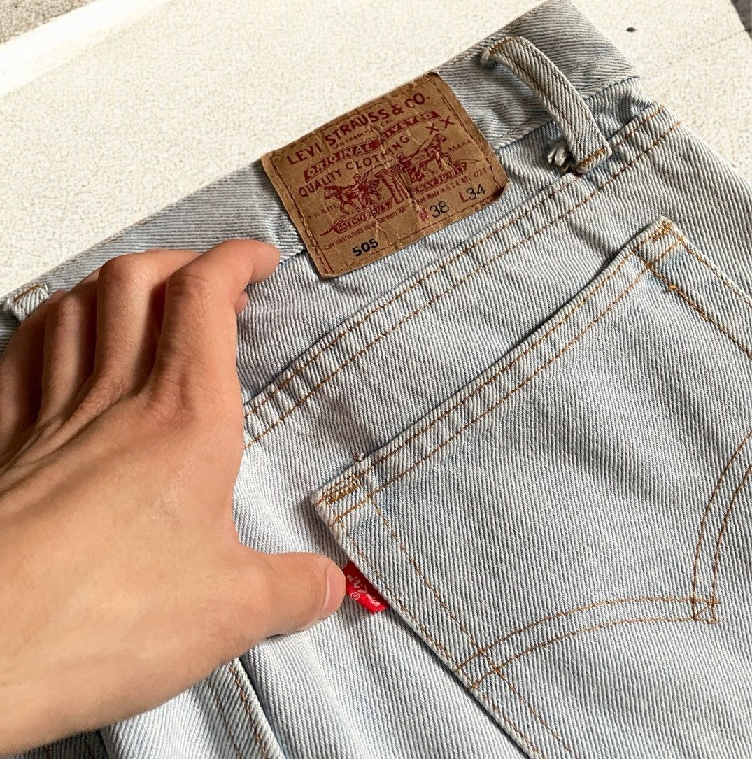 Levi's × Vintage Vintage Light Blue Levi’s 505 Denim Jeans USA made Size US 34 / EU 50 - 4 Thumbnail