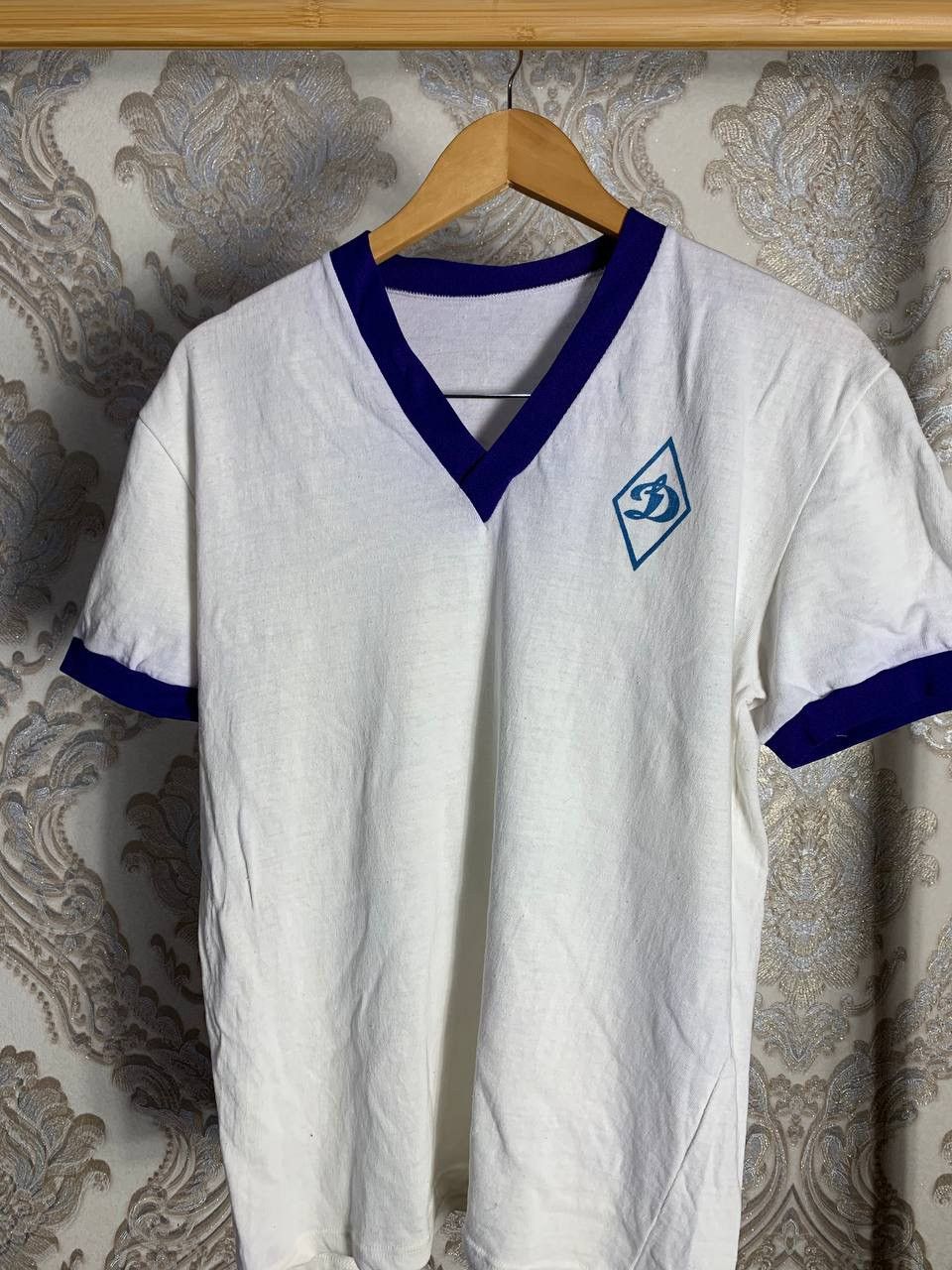 Vintage VERY RARE DYNAMO KYIV UKRAINIAN SOCCER JERSEY RETRO Y2K 90s Size US M / EU 48-50 / 2 - 2 Thumbnail
