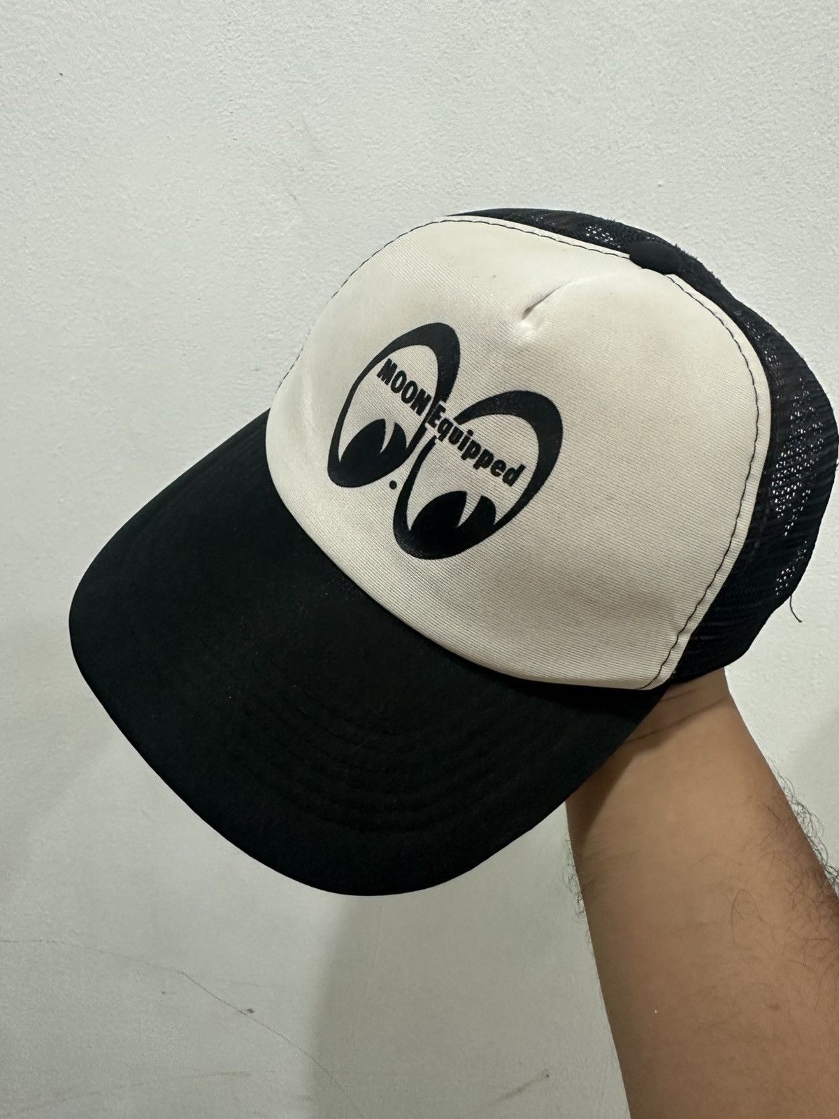 If Six Was Nine VTG Moon Eyes Equipped Trucker Hat Size ONE SIZE - 1 Thumbnail