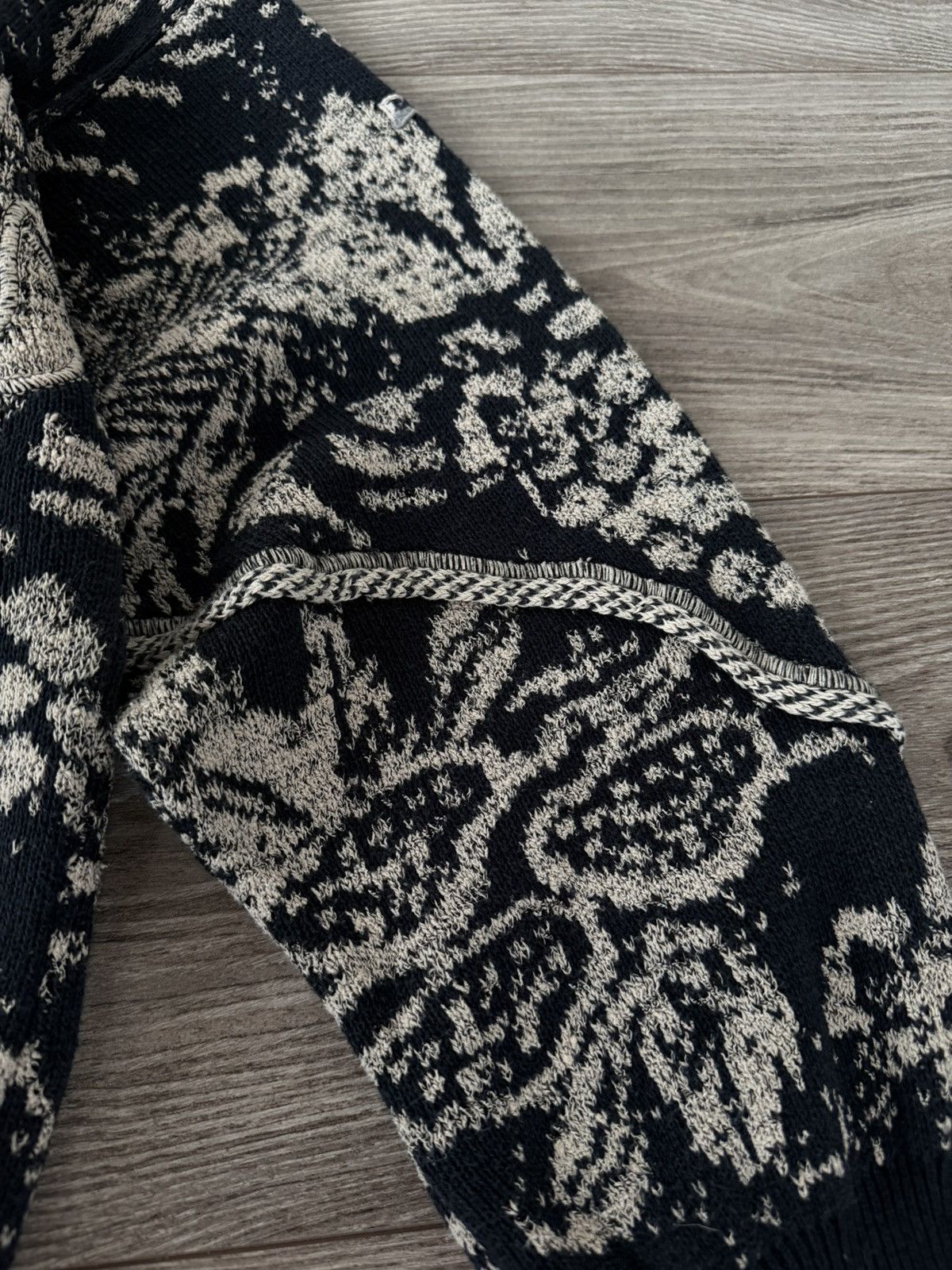 Hugo Boss Antique Archival Knitted Vintage Luxury Hugo Boss Sweater Size US L / EU 52-54 / 3 - 12 Thumbnail