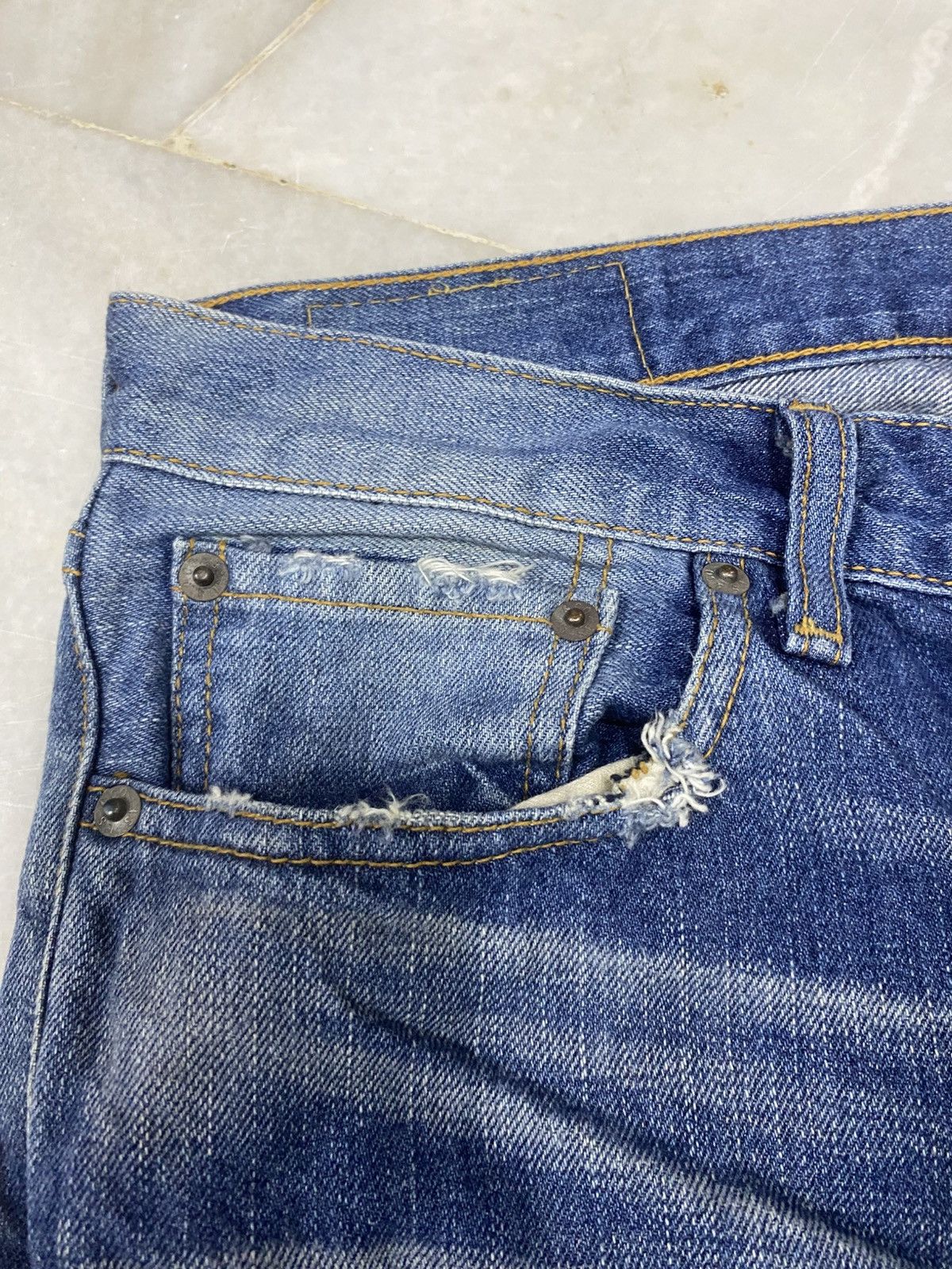 Levi's Size 32x30 Vintage Levis 505 Distressed Jeans Faded Pants Size US 32 / EU 48 - 6 Thumbnail