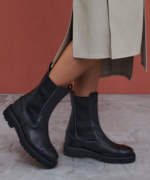 Japanese Brand Public Tokyo Chelsea Boots Size US 8.5 / IT 38.5 - 1 Thumbnail