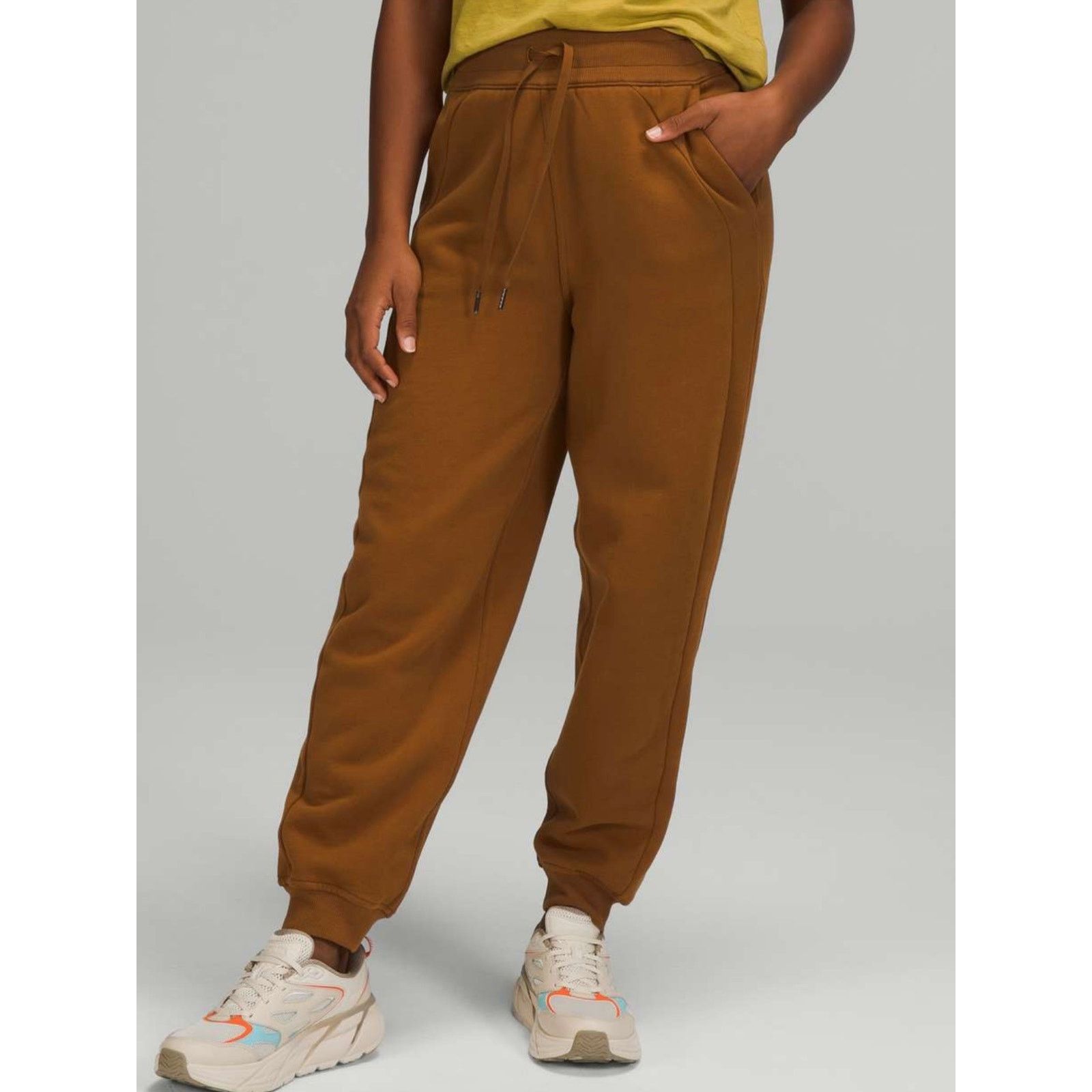 Lululemon Lululemon Scuba Jogger size 4 Size 27" / US 4 / IT 40 - 1 Thumbnail