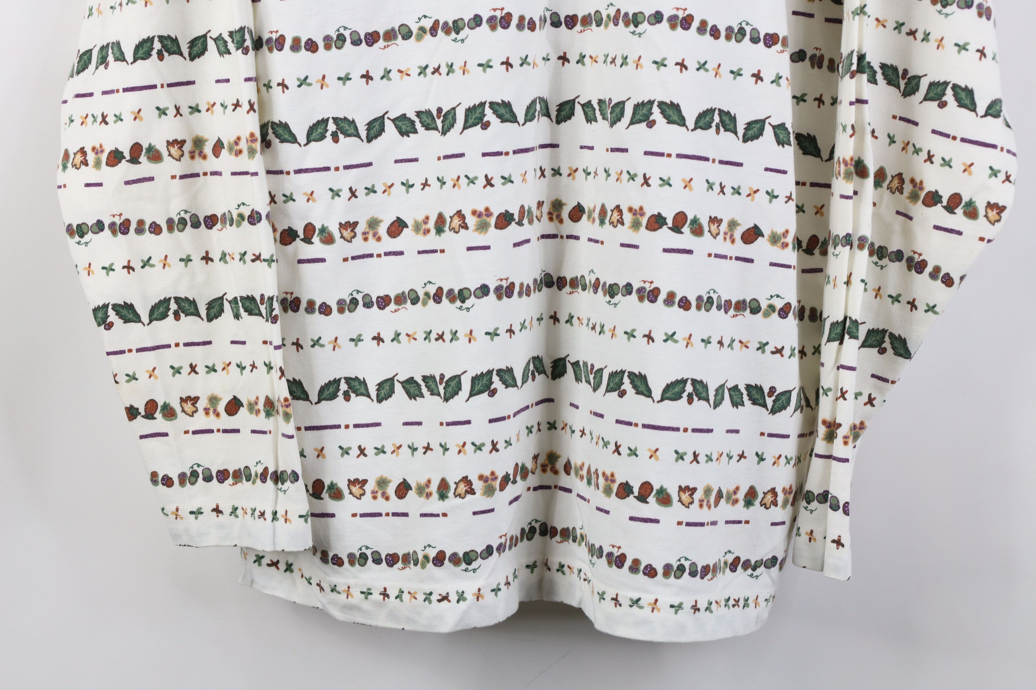 Vintage Vintage 90s Streetwear Fall Leaf Acorn Mock Neck T-Shirt Size L / US 10 / IT 46 - 3 Thumbnail