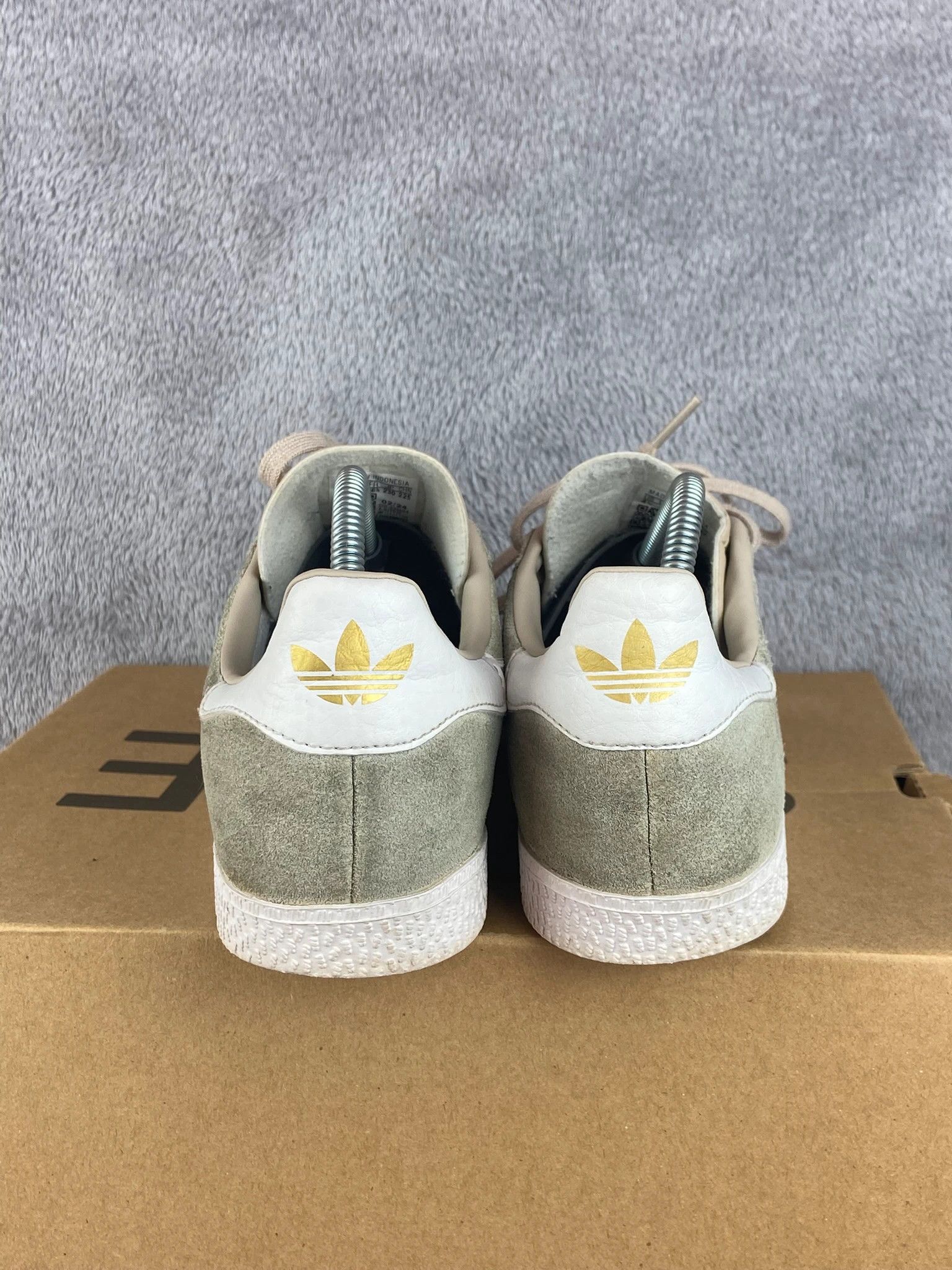 Adidas Adidas Gazelle sneakers grey retro vintage streetwear Size US 5 / EU 37 - 3 Thumbnail