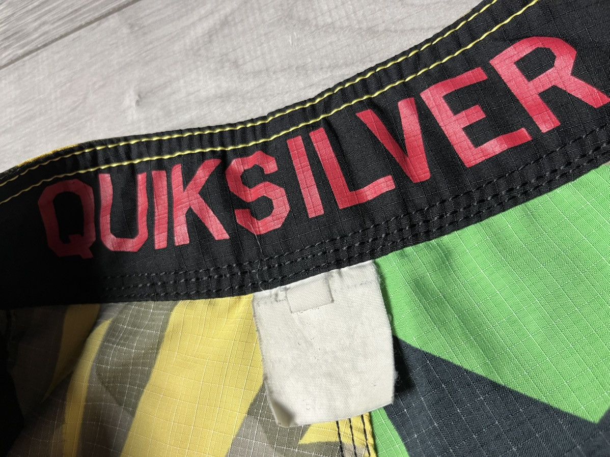 Quiksilver Quiksilver shorts surf style beach size 30 Size US 30 / EU 46 - 3 Thumbnail