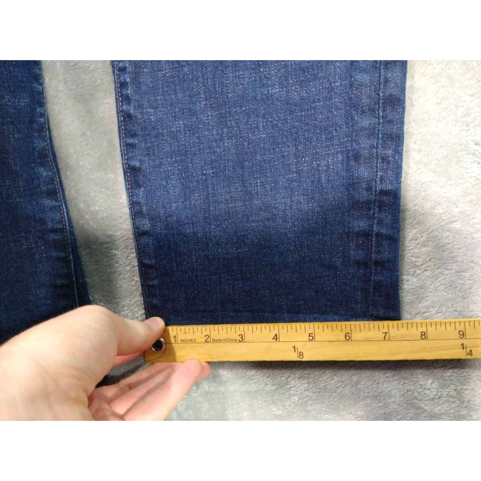Gap Gap 1969 Jeans Mens Slim Fit 38x32 Denim Blue Distressed Stretch Regular Rise 5-Pocket Cotton Jeans Mens Size US 38 / EU 54 - 6 Thumbnail