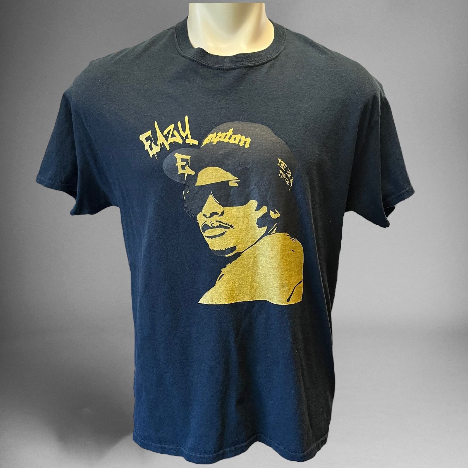 Gildan Eazy E Rap T-Shirt Rare Gildan Super Gold NWA West Coast Size US L / EU 52-54 / 3 - 1 Thumbnail
