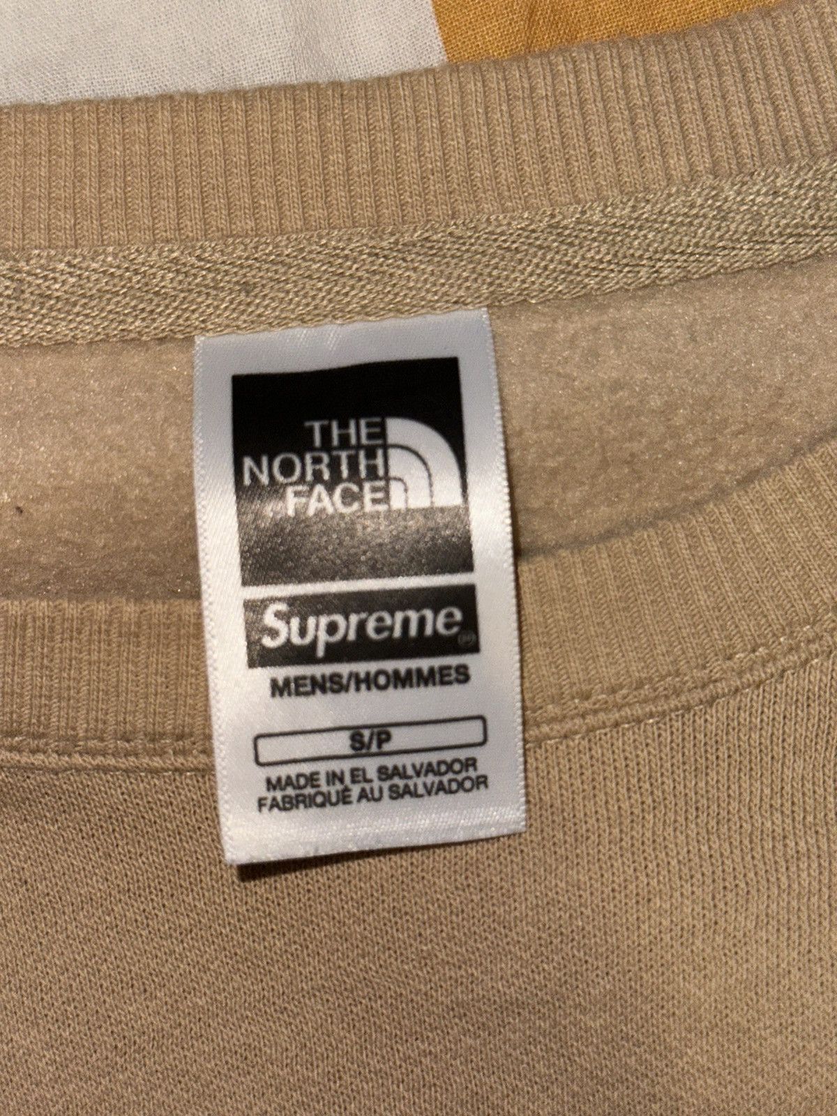 Supreme × The North Face Supreme x The north face crewneck Size US S / EU 44-46 / 1 - 3 Thumbnail