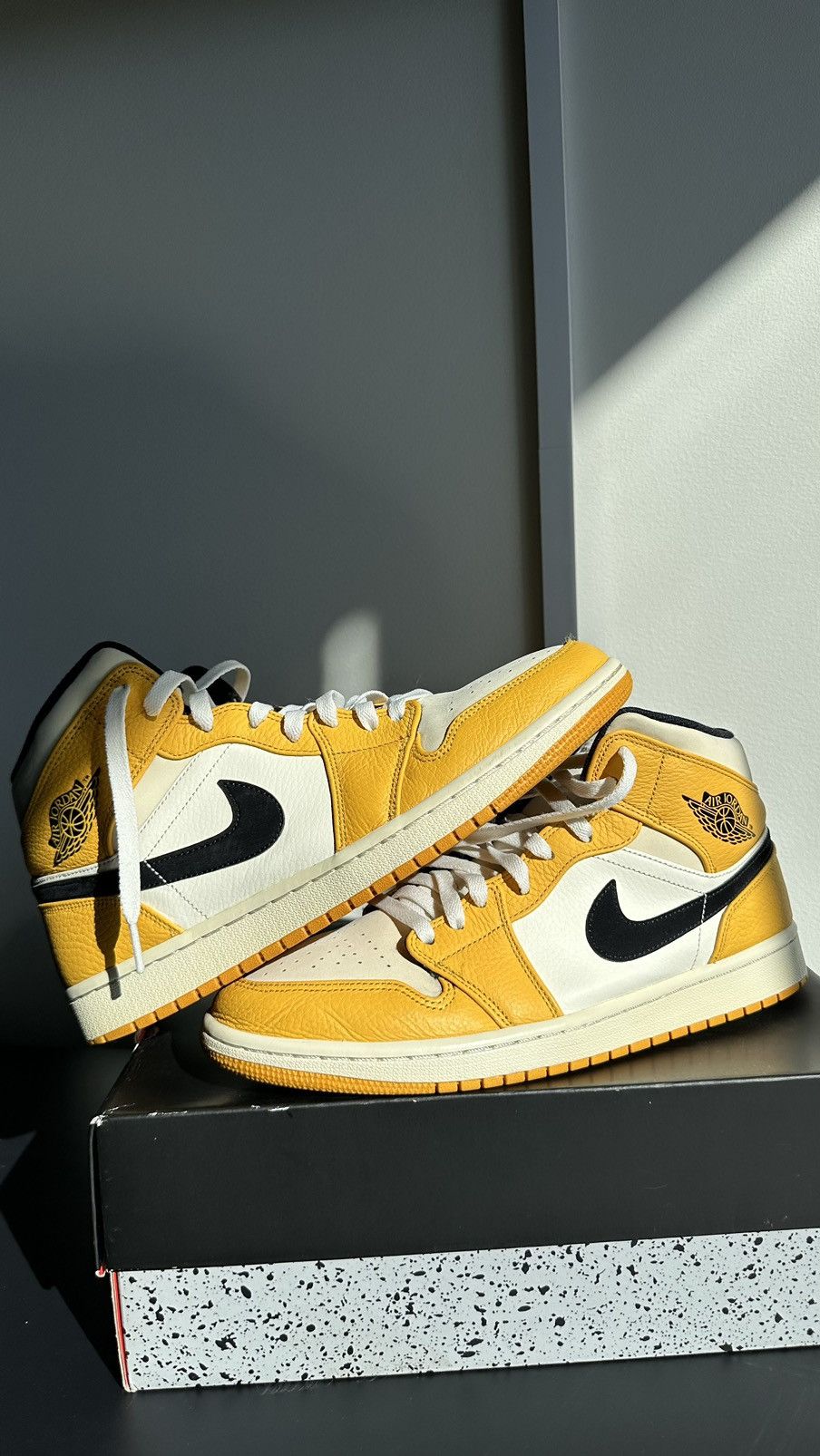 image of Jordan Nike Jordan 1 Mid Se Lakers Shoes in Yellow/Purple, Men's (Size 11)