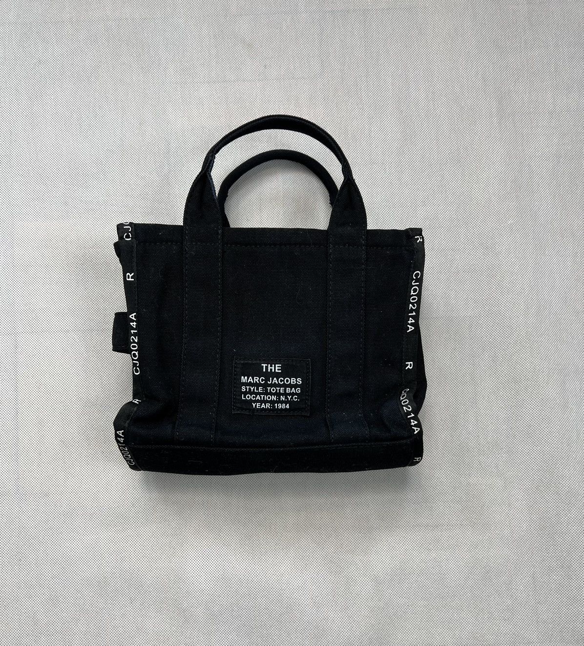 Marc Jacobs Handbag The Tote Bag Marc Jacobs Black High End Size ONE SIZE - 3 Thumbnail