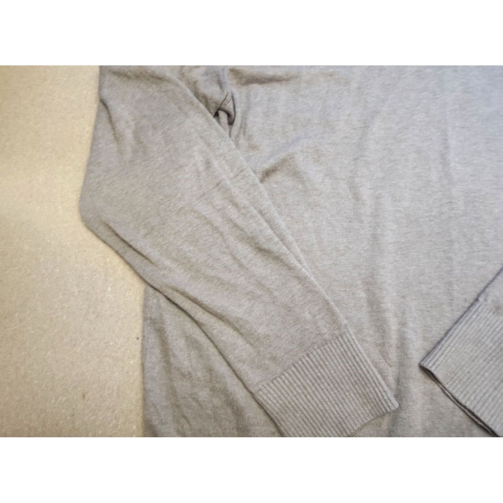Oscar Jacobson Oscar Jacobson Mens Sweater Size M Jumper Beige Plain V-Neck Top Pullover Soft Knit Merino Wool Casual Regular Stripes? (Note: No new info allowed) Size US M / EU 48-50 / 2 - 7 Thumbnail