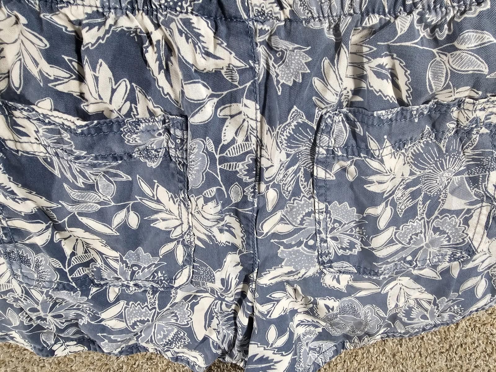 American Eagle Outfitters American Eagle Womens Shorts Floral Size M Drawstring Hirise Size 32" / US 10 / IT 46 - 6 Thumbnail