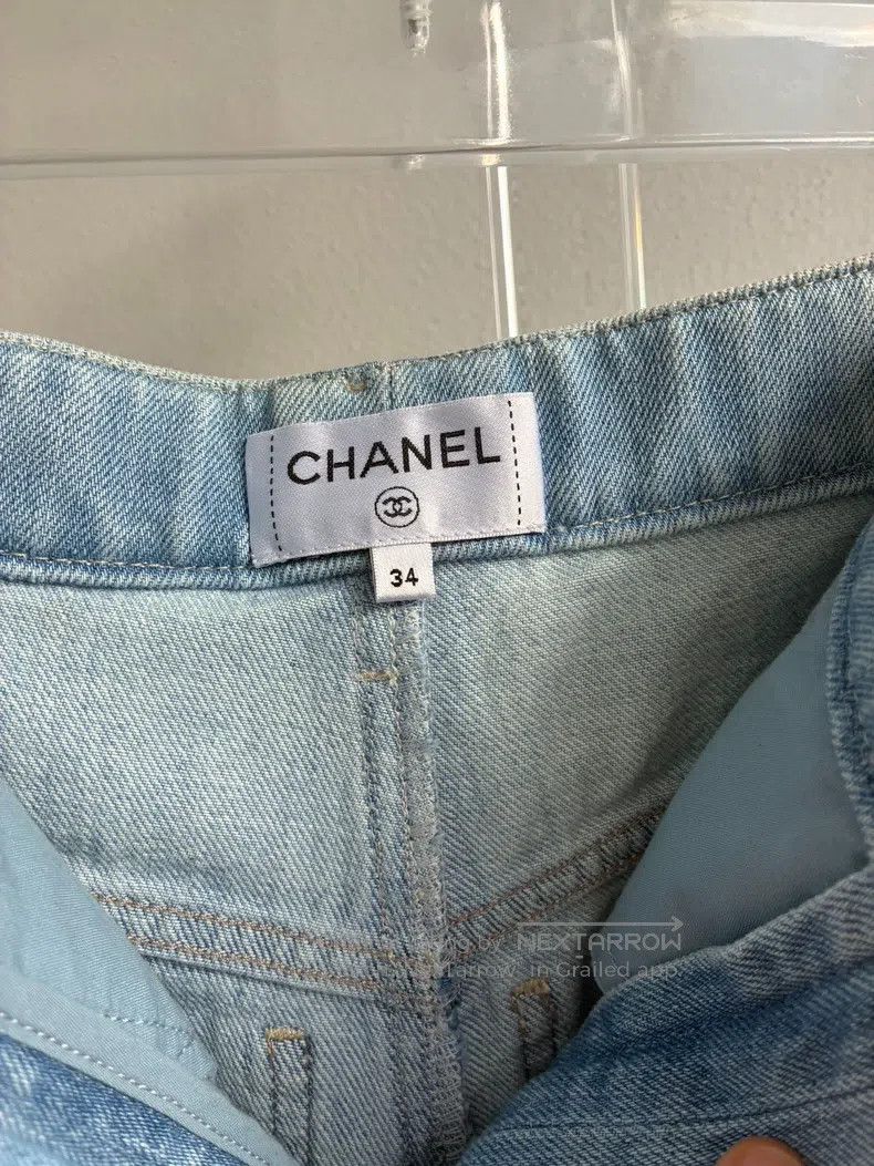 Chanel Chanel 18s colourful striped denim shorts Size 42" / US 20 - 3 Thumbnail