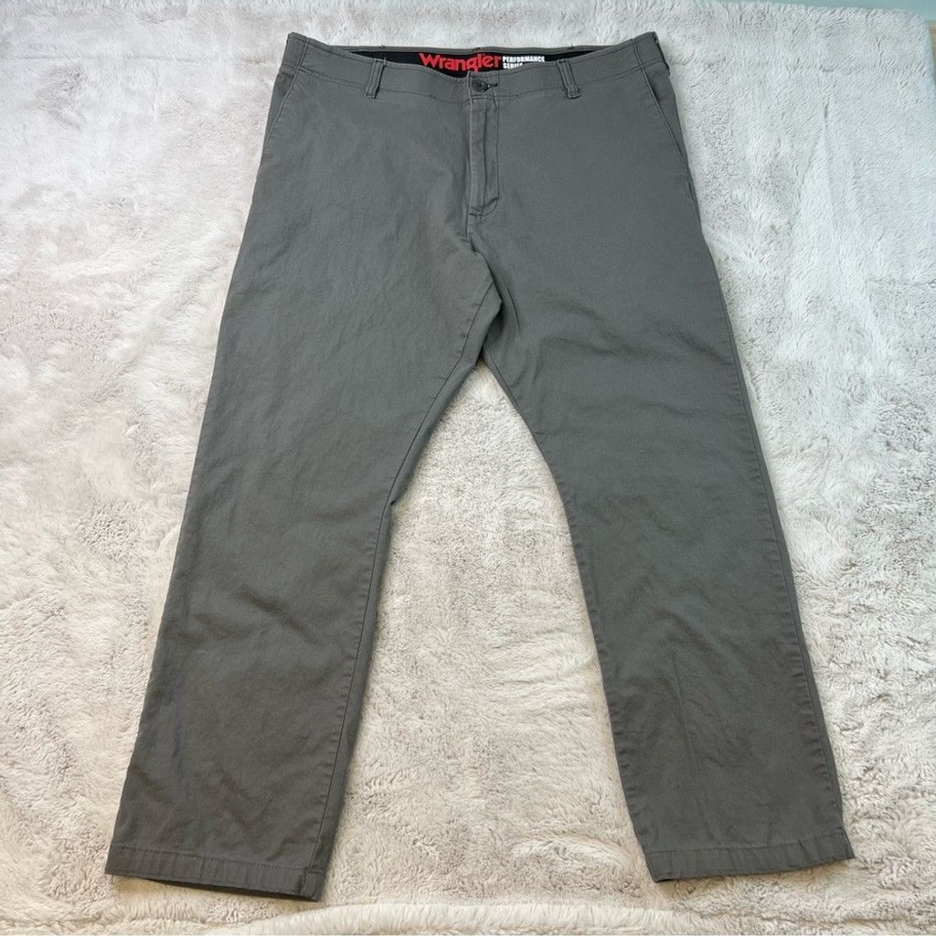 Wrangler Wrangler Performance Series Pants Mens 38x30 Khaki Chinos Size US 38 / EU 54 - 1 Thumbnail