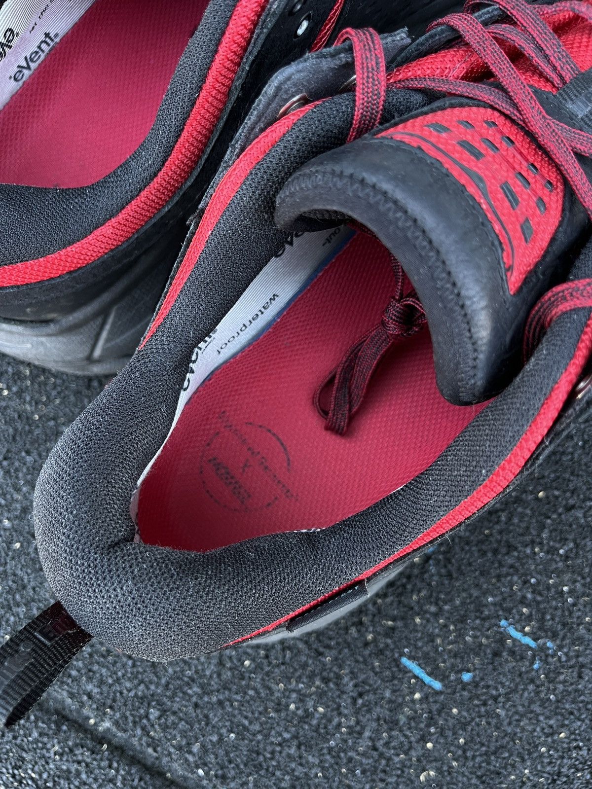 Engineered Garments × Hoka Hoka One One x Engineered Garments Tor Ultra Low Size US 12 / EU 45 - 14 Thumbnail