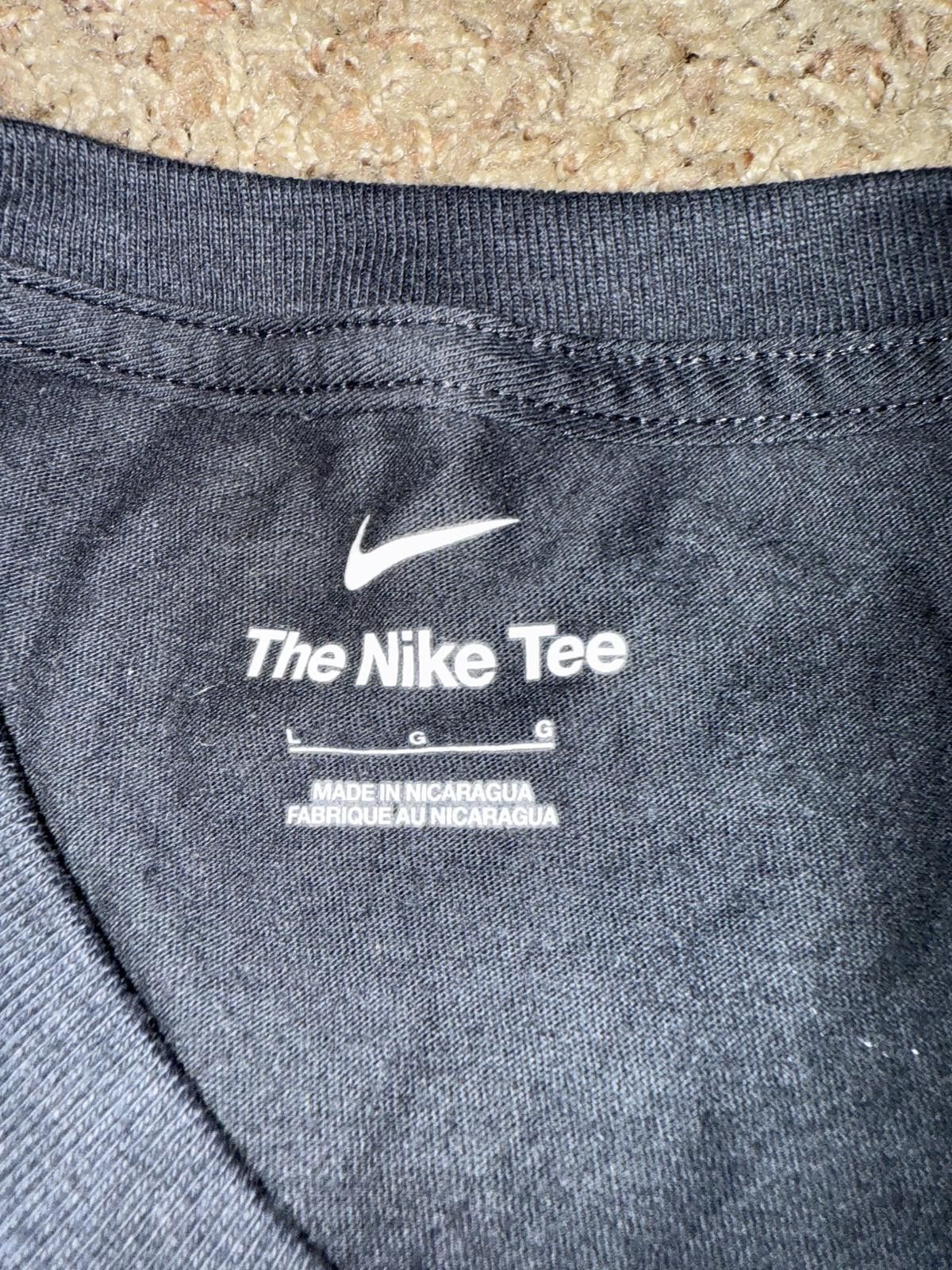 Nike Nike Men's Carlos Alcaraz Graphic Tennis Ball T-Shirt Size US L / EU 52-54 / 3 - 6 Thumbnail