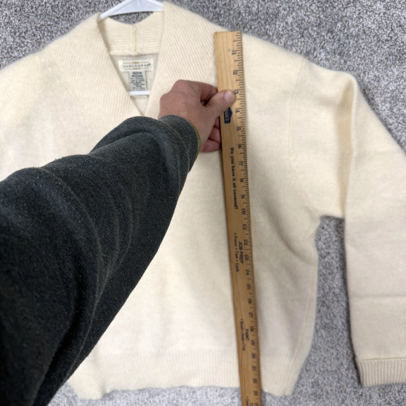 Vintage VINTAGE YarnWorks Sweater Womens M Cream 80s 90s Wool Blend V-Neck Preppy Knit Pullover Lightweight Hand Wash Only Size M / US 6-8 / IT 42-44 - 2 Thumbnail