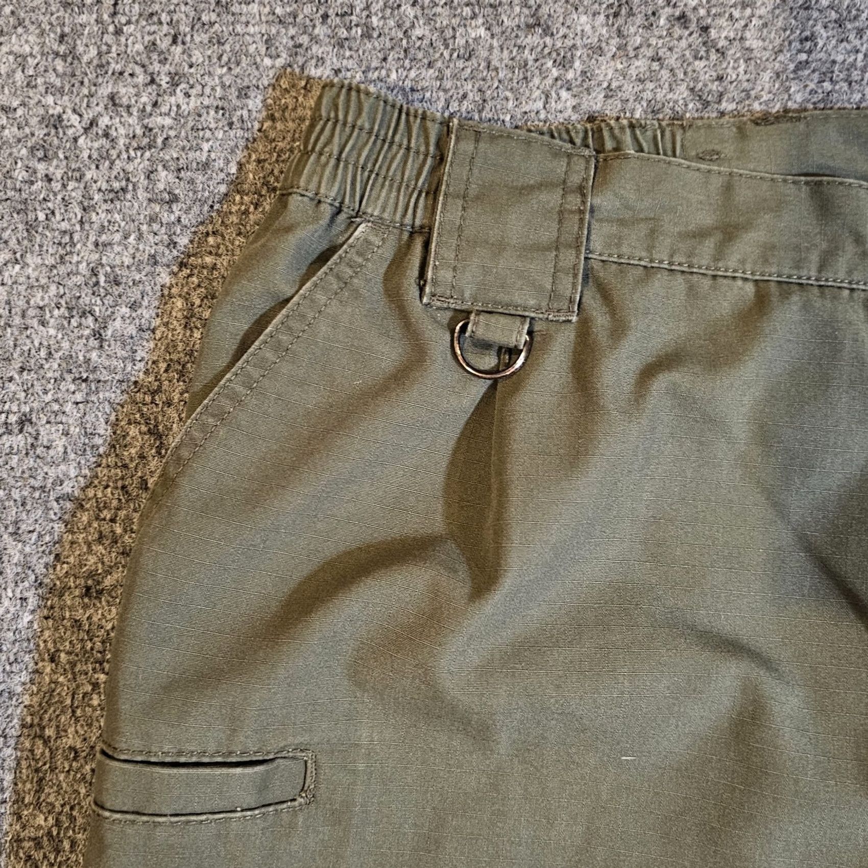 Vintage 5.11 Tactical Pants Mens 42x30 Green Cargo PDU Ripstop Utility Pockets Workwear Cargo Pants Mens Green 5.11 Tactical Size US 42 / EU 58 - 3 Thumbnail
