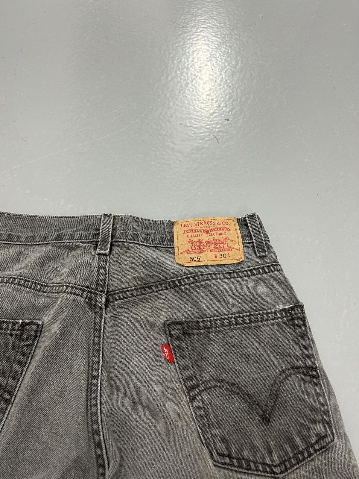 Japanese Brand Crazy vintage Levi’s faded black 505 jorts faded distressed Size US 30 / EU 46 - 2 Thumbnail